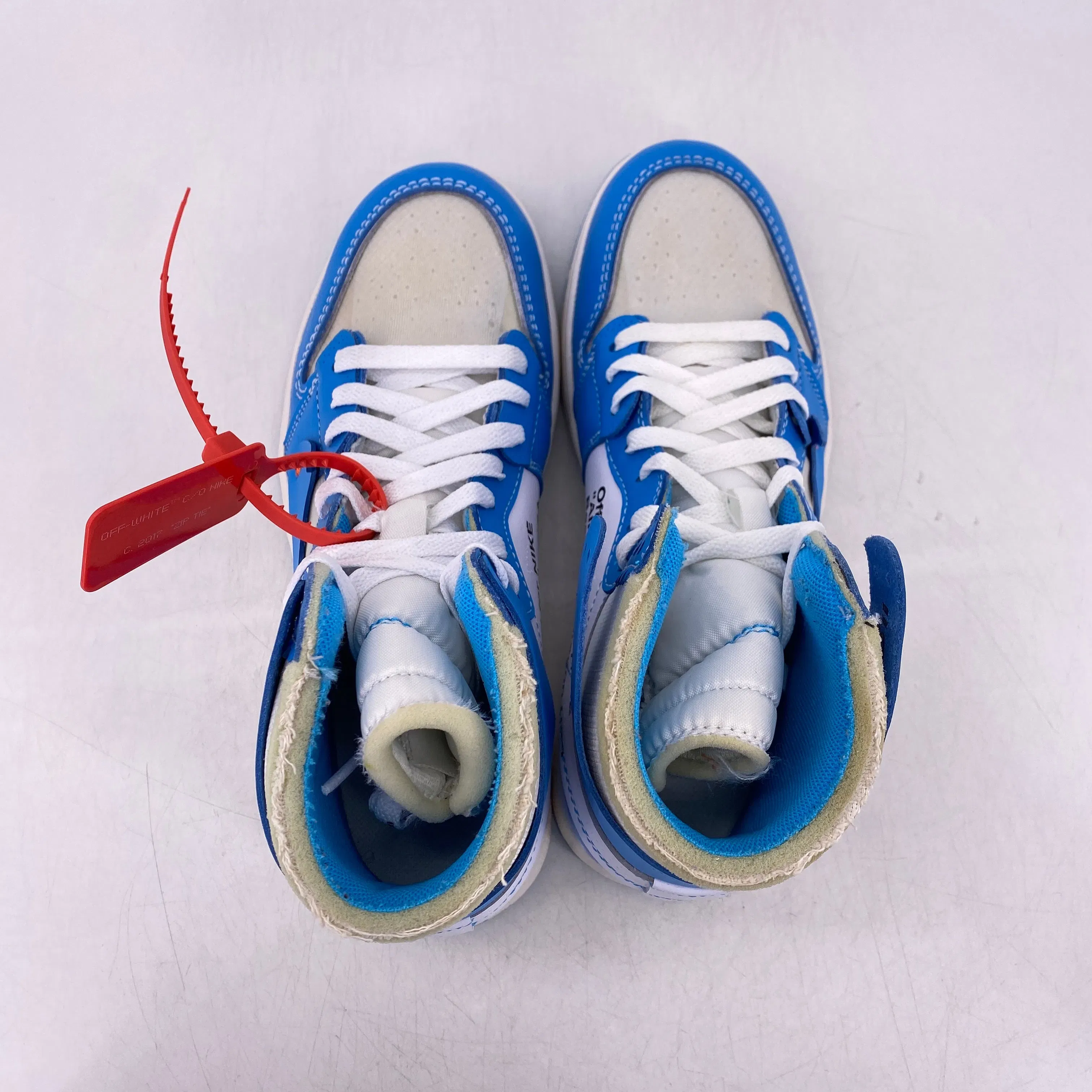 Air Jordan 1 Retro High OG "Off White Unc" 2018 New Size 8.5