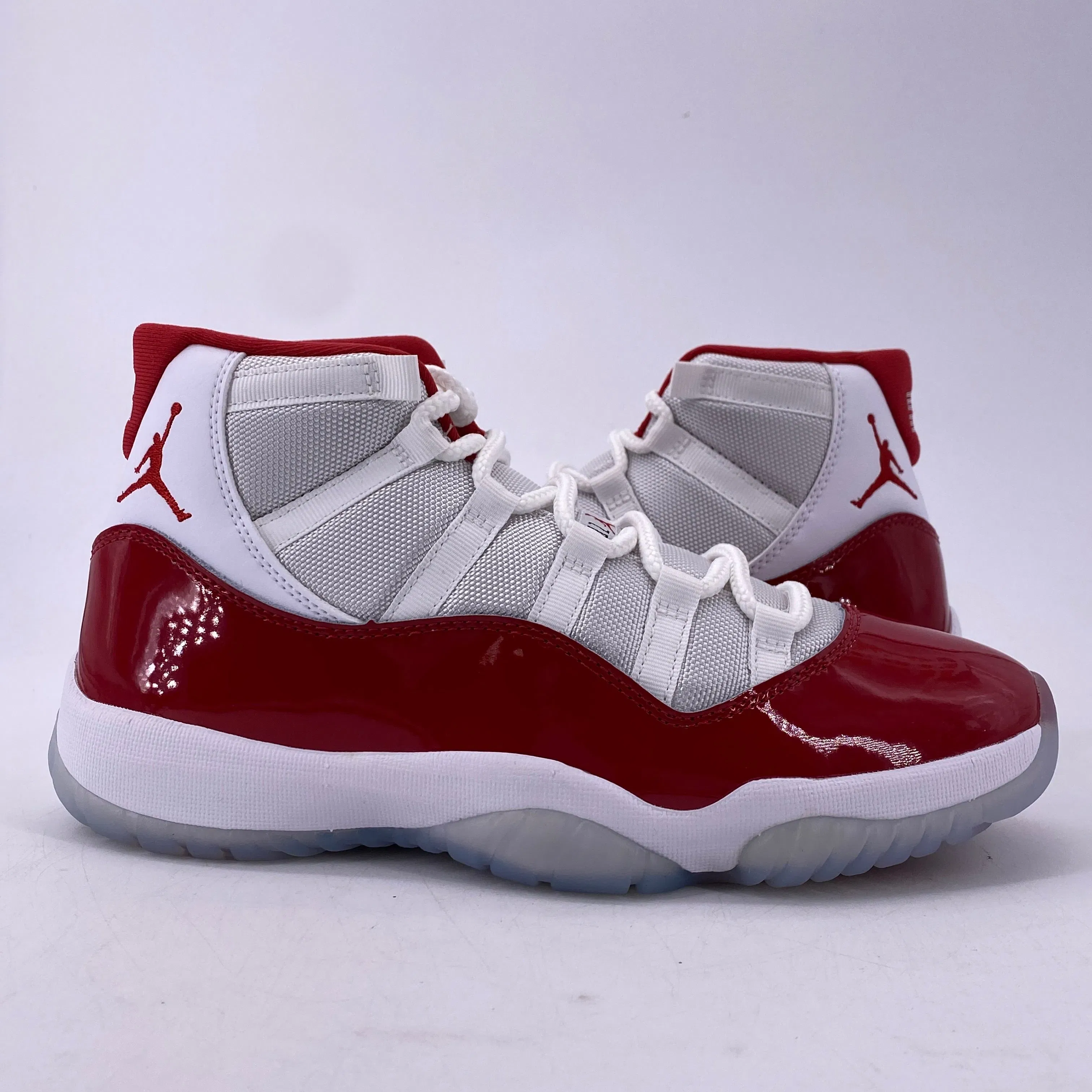 Air Jordan 11 Retro "Cherry" 2022 New Size 8