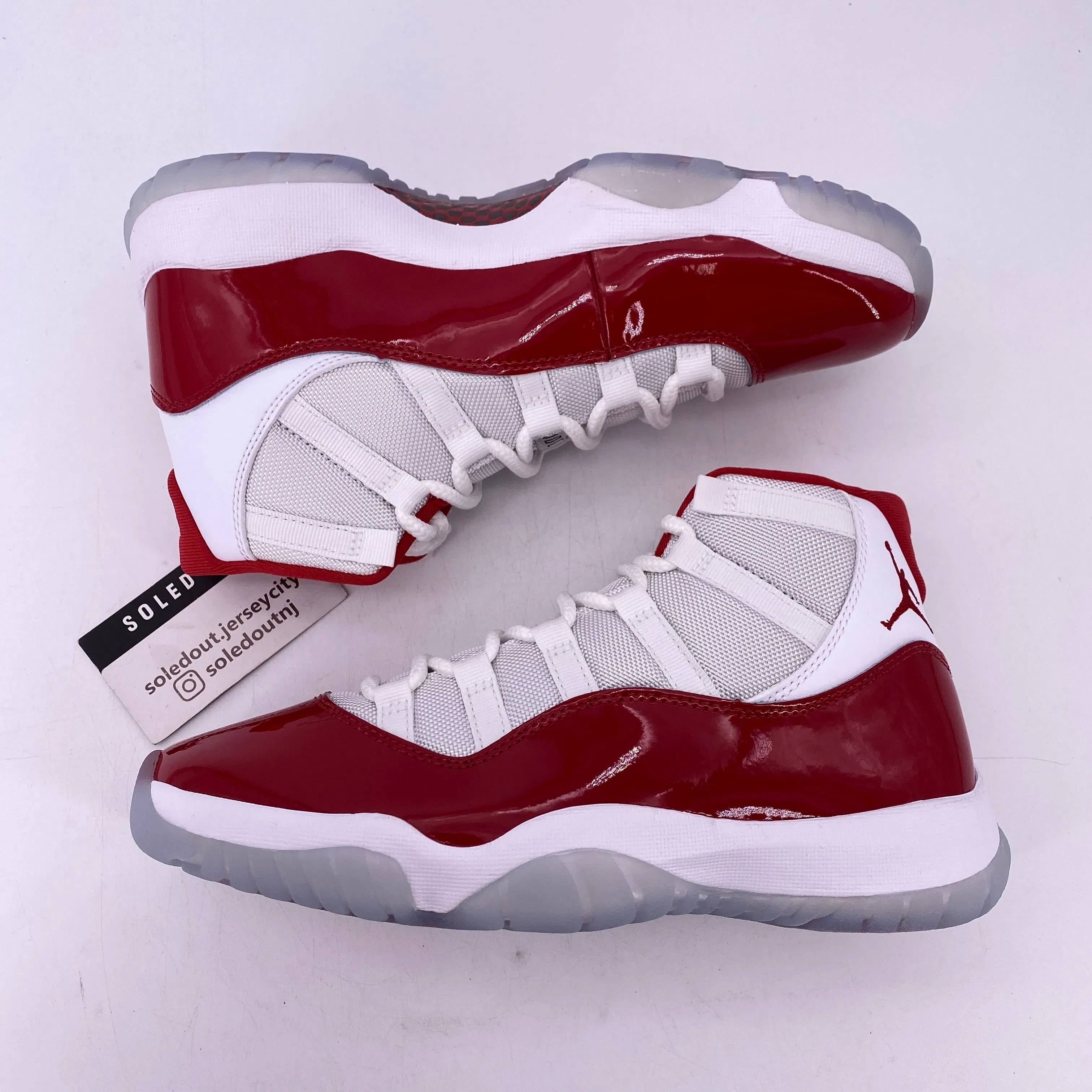 Air Jordan 11 Retro "Cherry" 2022 New Size 8