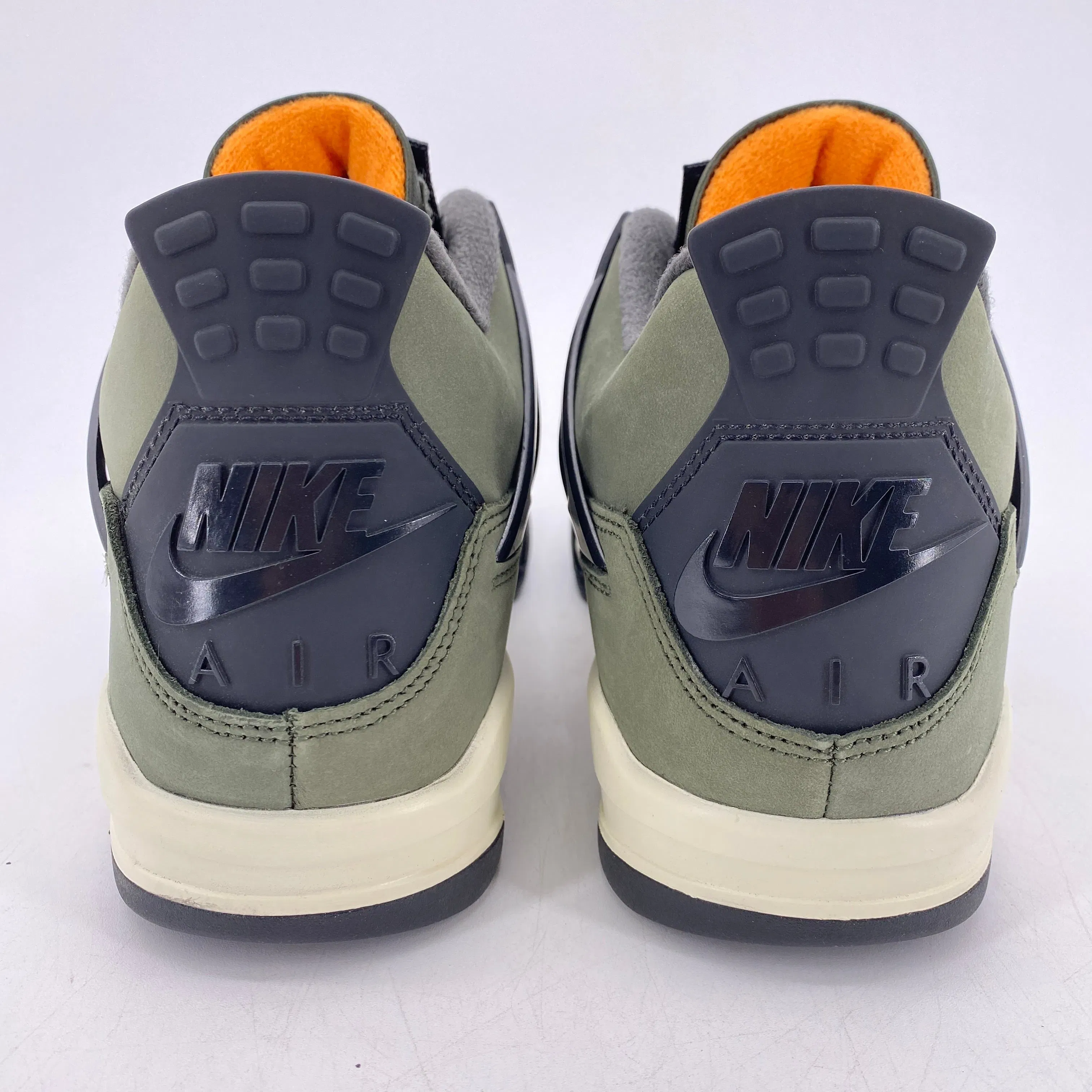 Air Jordan 4 Retro "Undefeated" 2025 New Size 8