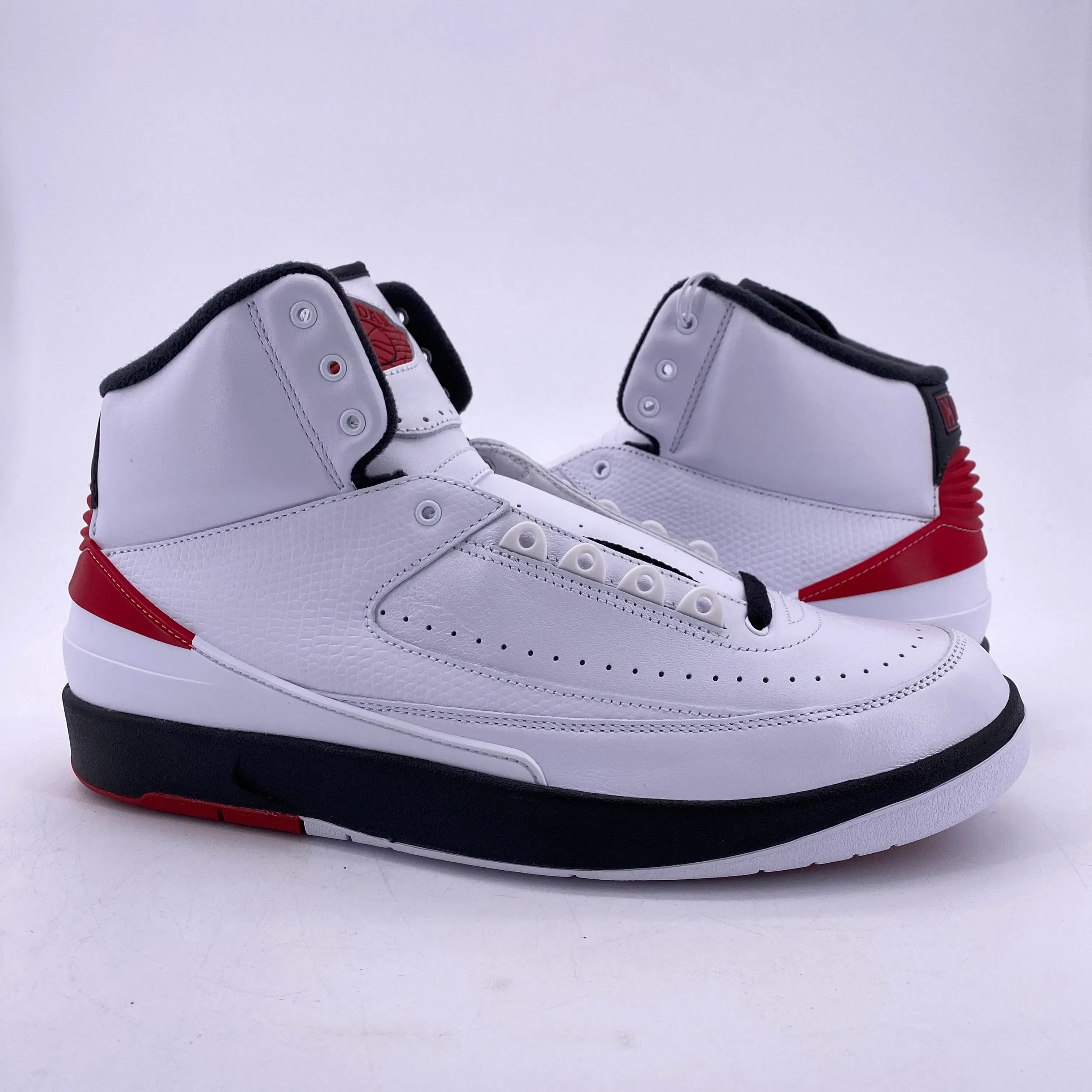 Air Jordan 2 Retro "Chicago" 2022 New Size 12