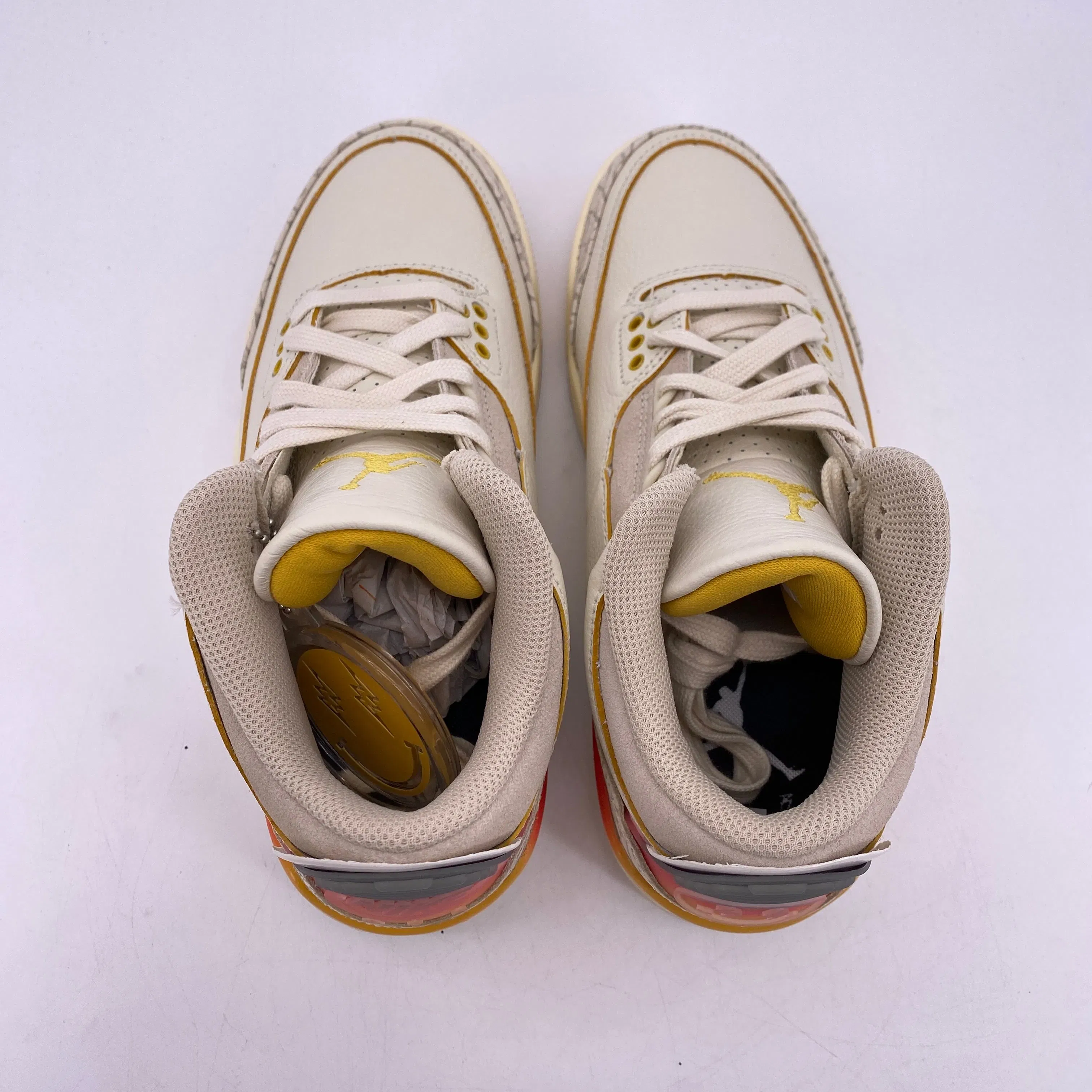 Air Jordan 3 Retro "Medellin Sunset" 2023 New Size 5