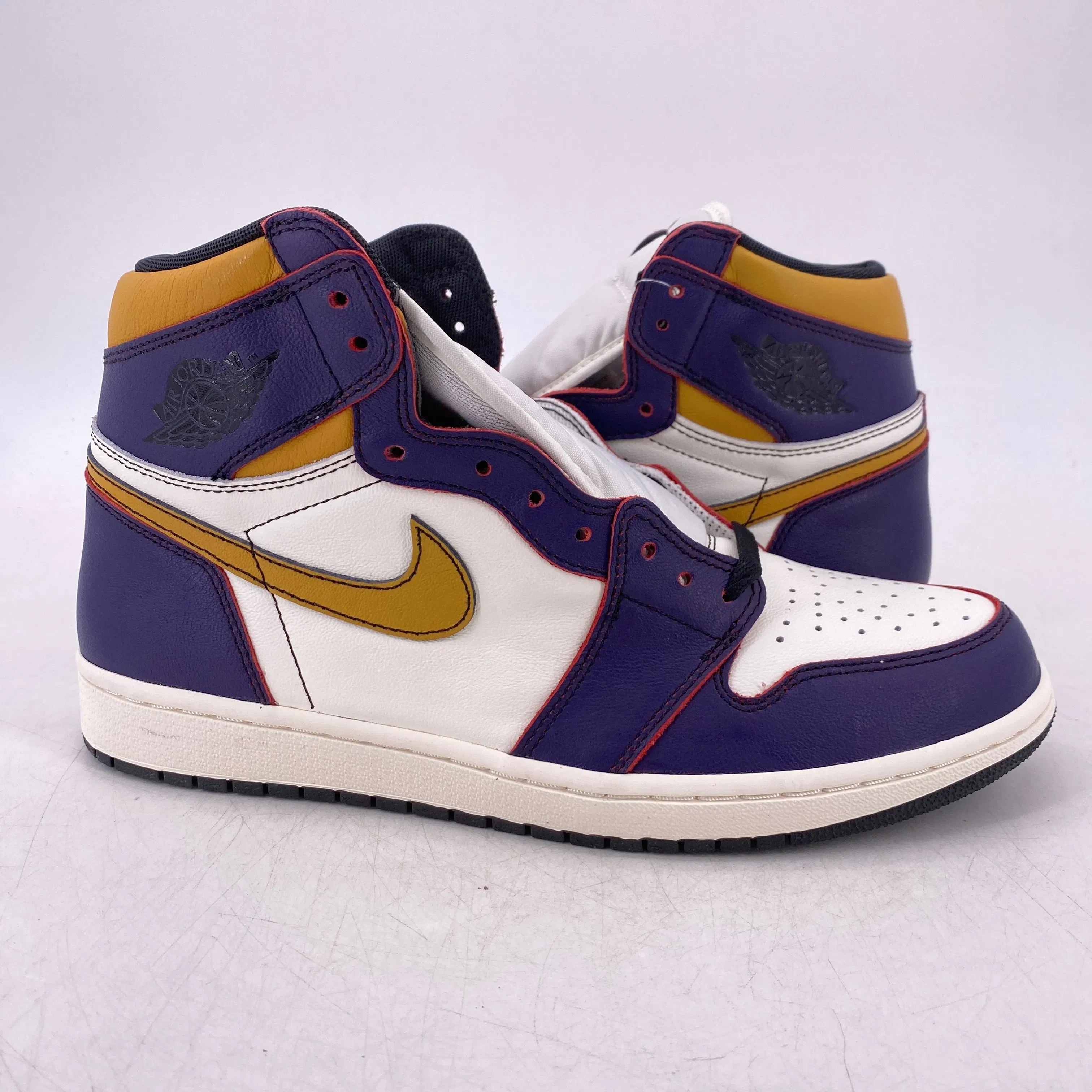 Air Jordan 1 High OG "La To Chi" 2019 New Size 10.5