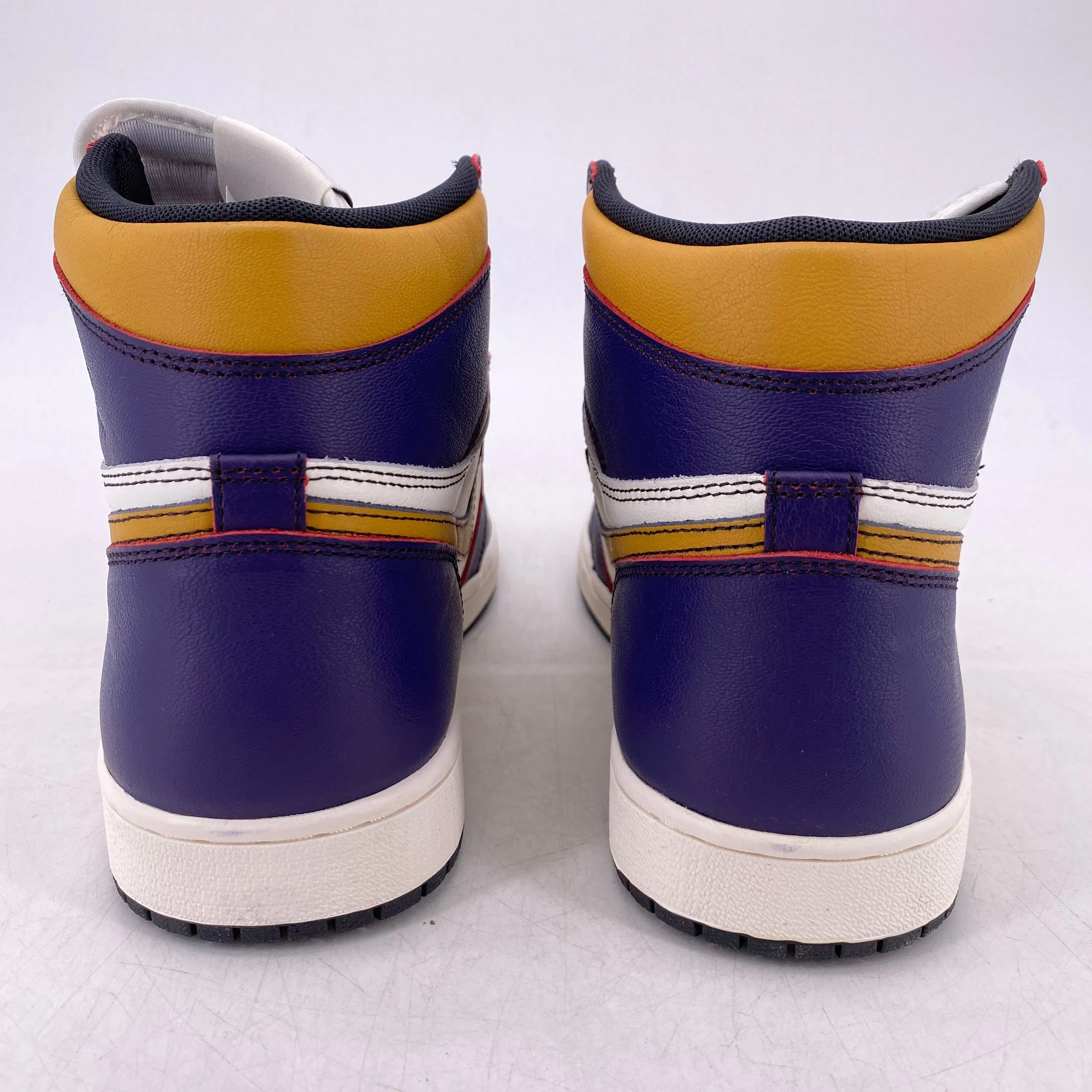 Air Jordan 1 High OG "La To Chi" 2019 New Size 10.5