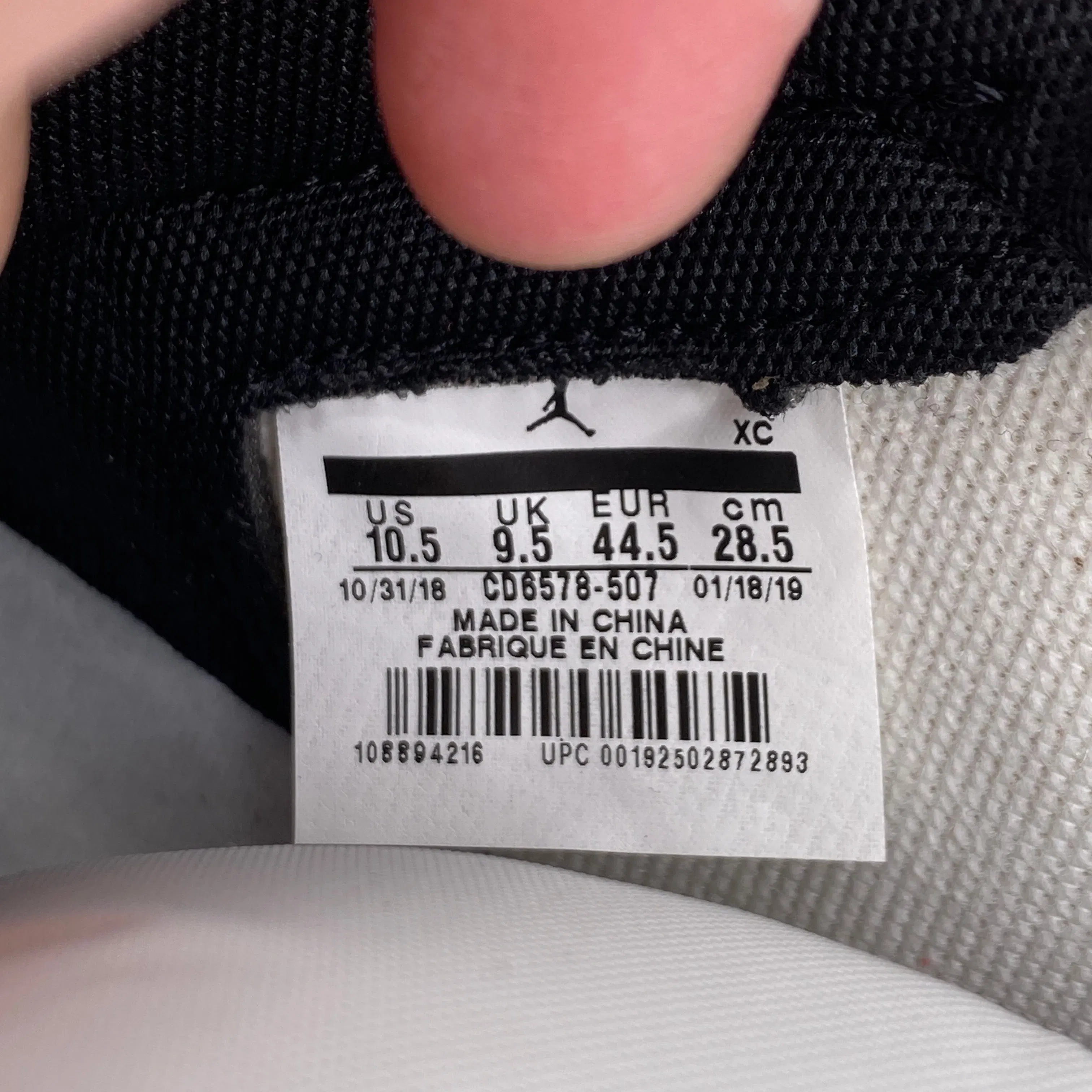 Air Jordan 1 High OG "La To Chi" 2019 New Size 10.5