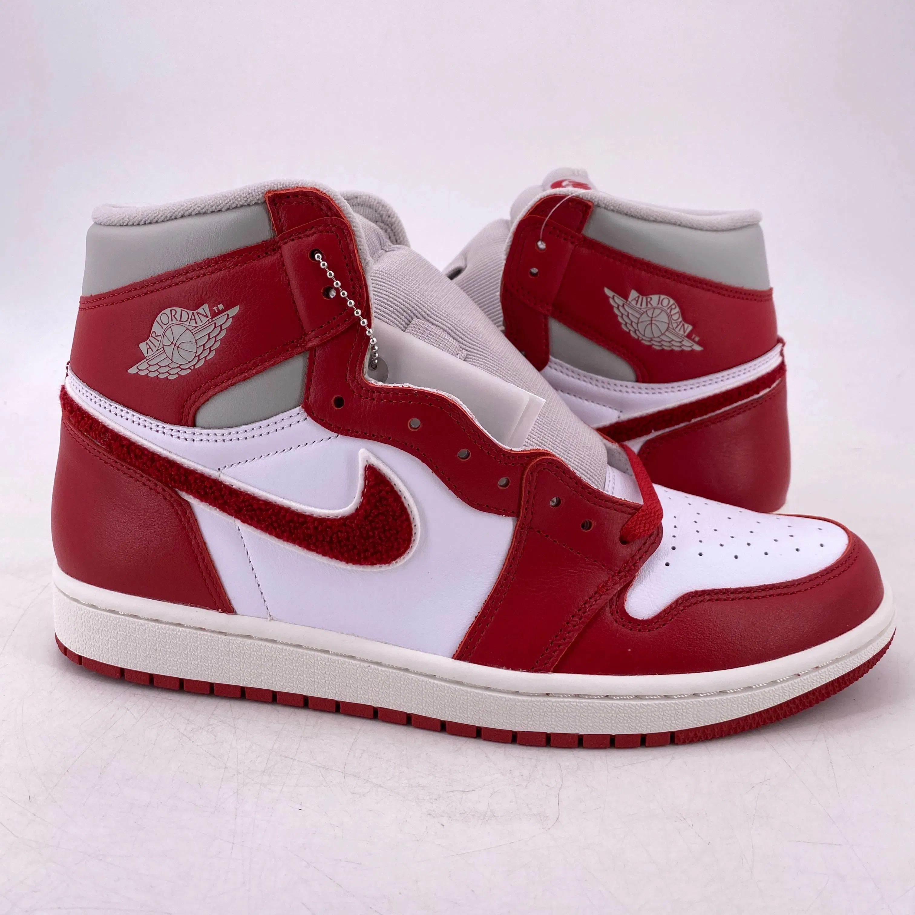 Air Jordan (W) 1 Retro High OG "Varsity Red" 2022 New Size 12W