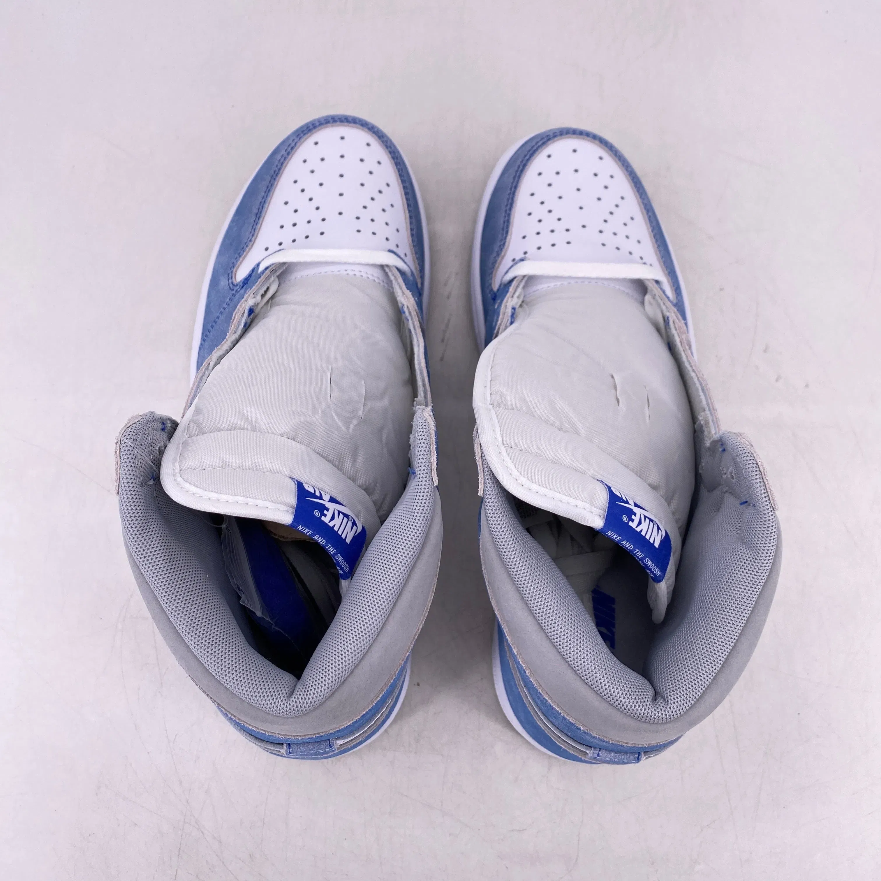 Air Jordan 1 Retro High "Hyper Royal" 2021 New Size 10.5