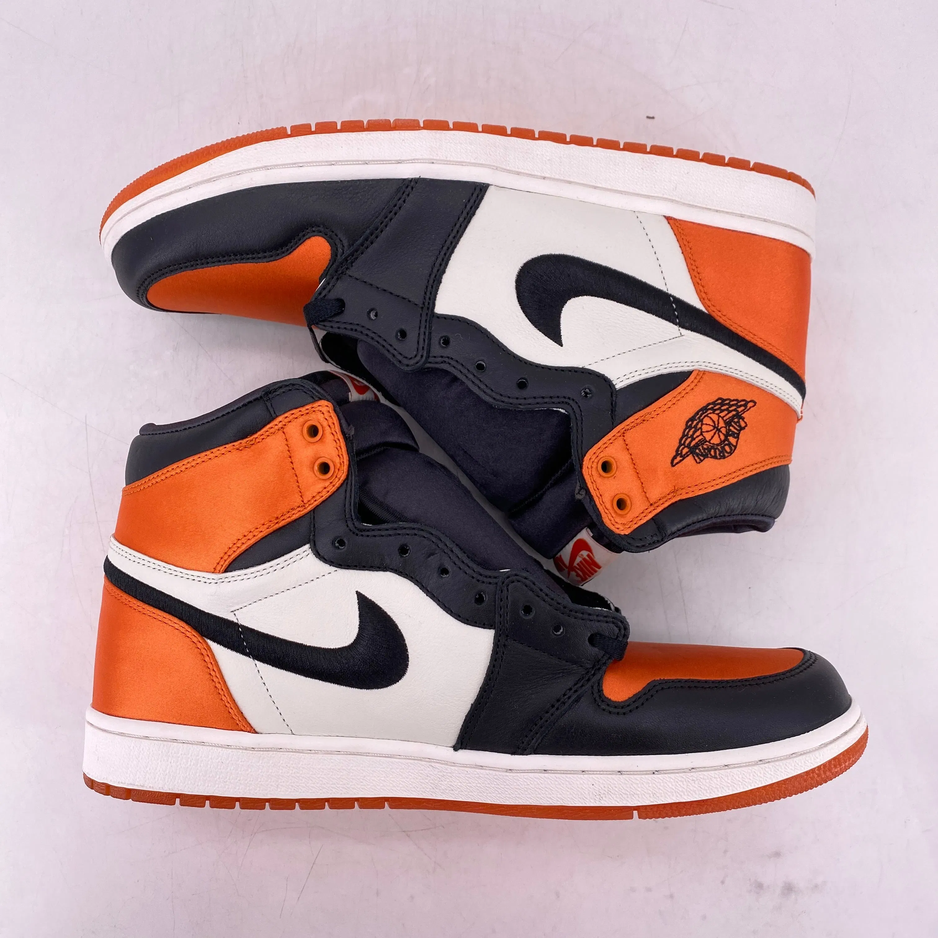 Air Jordan (W) 1 Retro High OG "Satin Sbb" 2018 New Size 12W