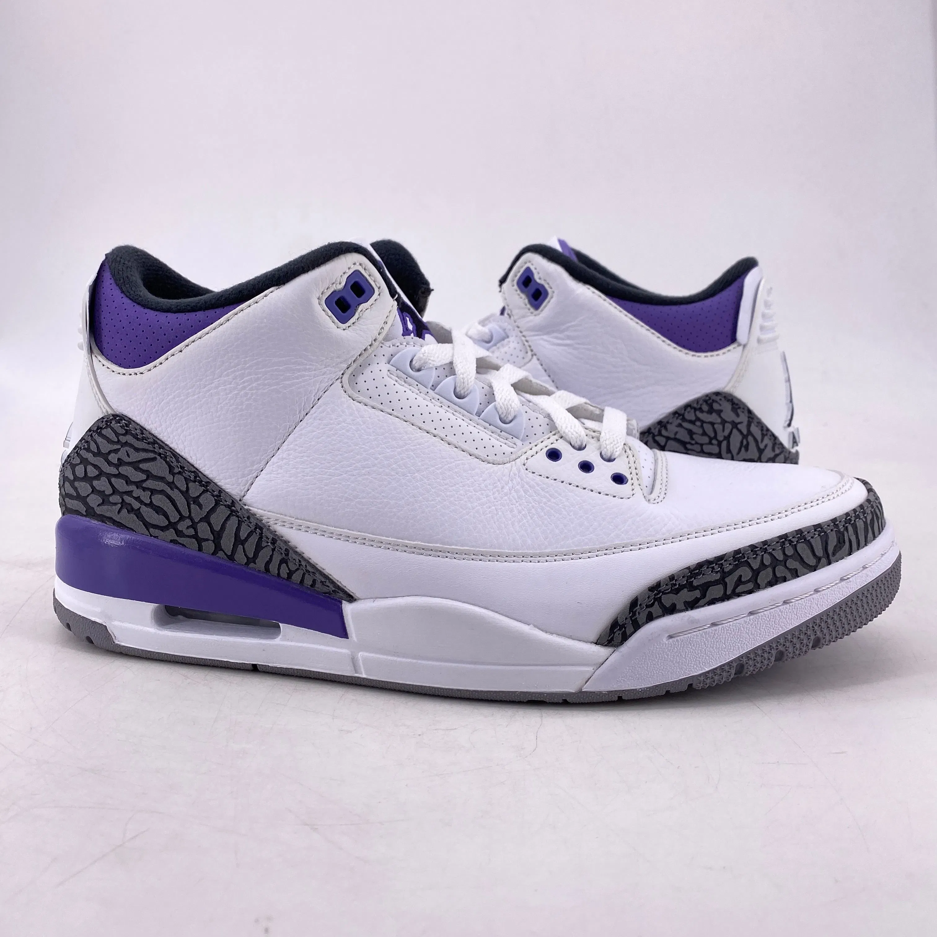 Air Jordan 3 Retro "Dark Iris" 2022 New Size 11