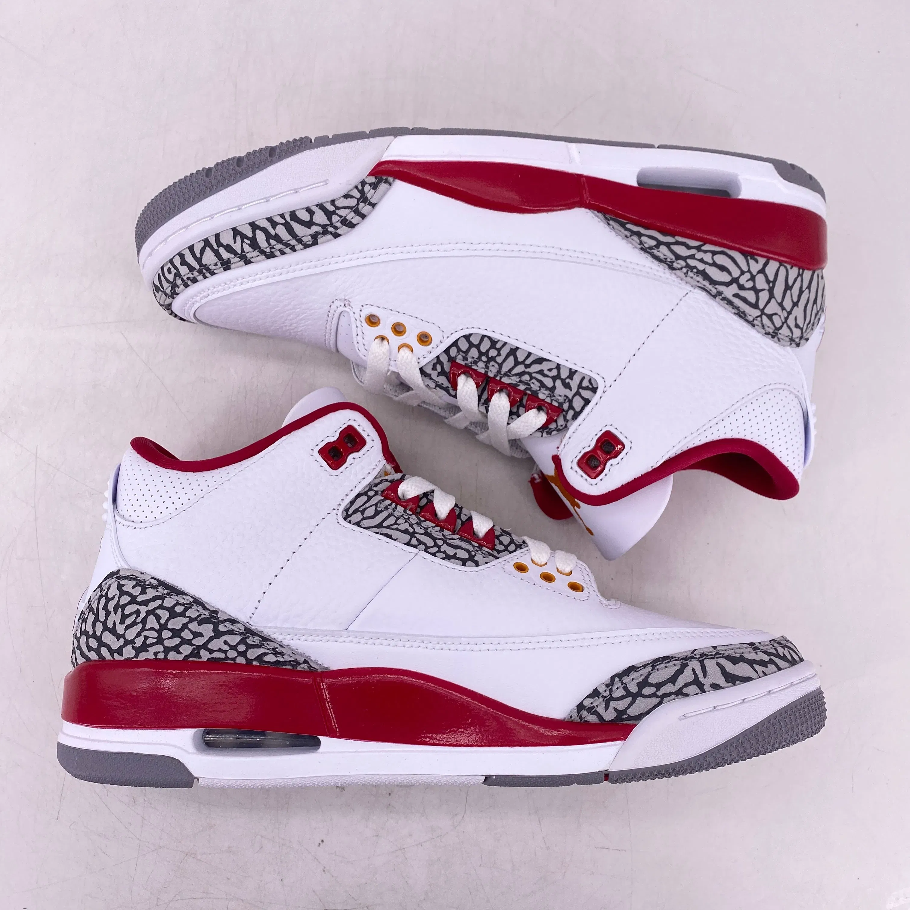 Air Jordan 3 Retro "Cardinal Red" 2022 New Size 8.5