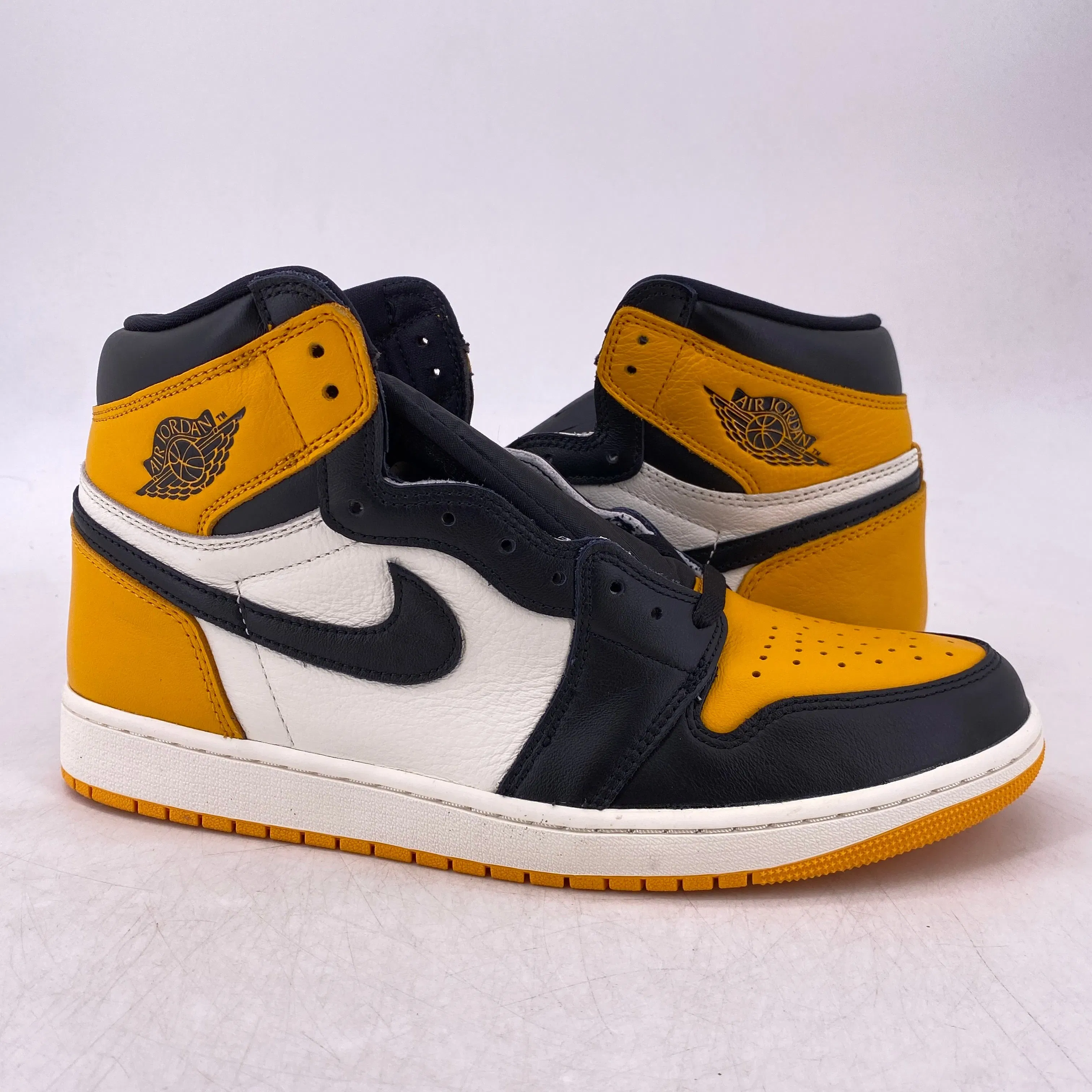 Air Jordan 1 Retro High OG "Taxi" 2022 New Size 12
