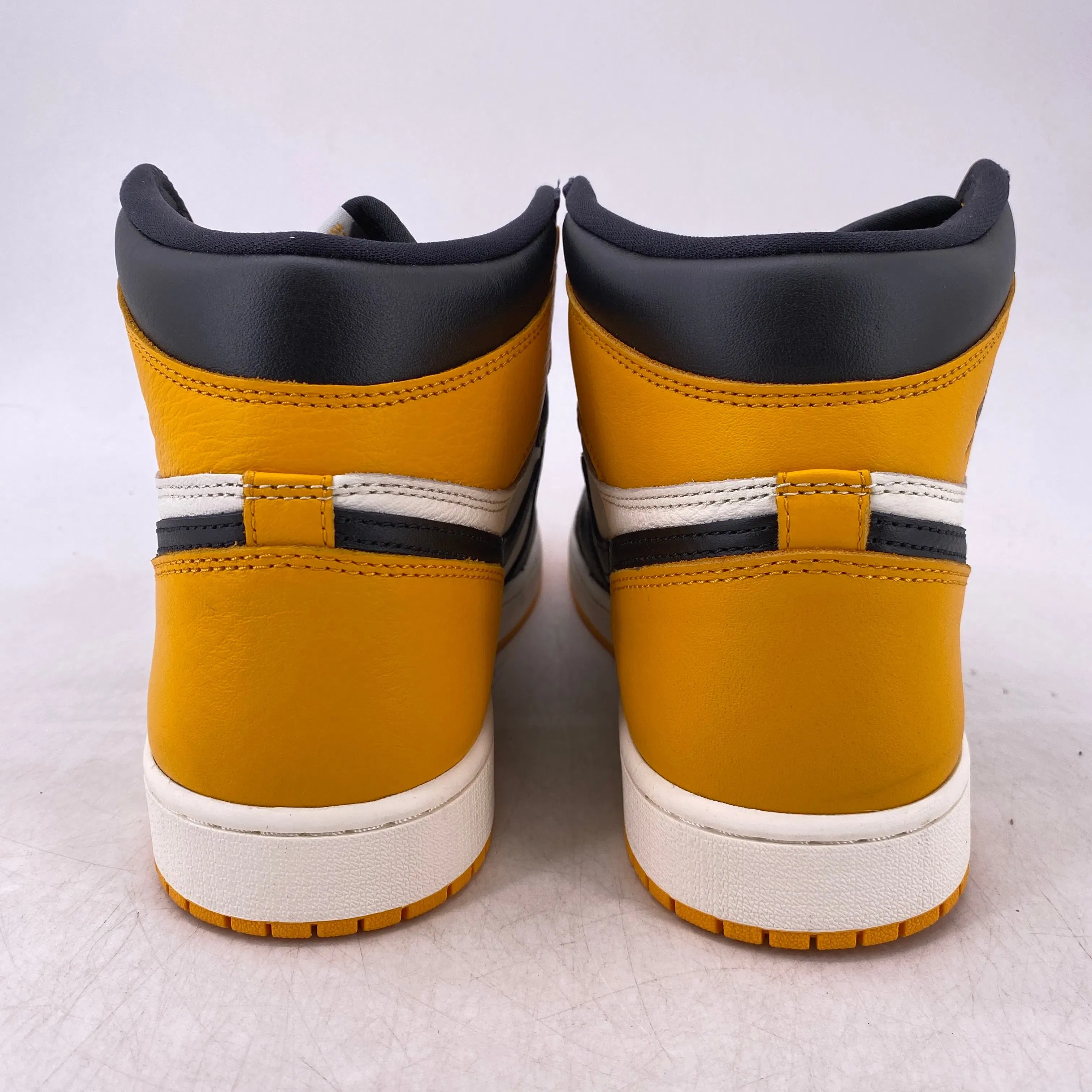 Air Jordan 1 Retro High OG "Taxi" 2022 New Size 12