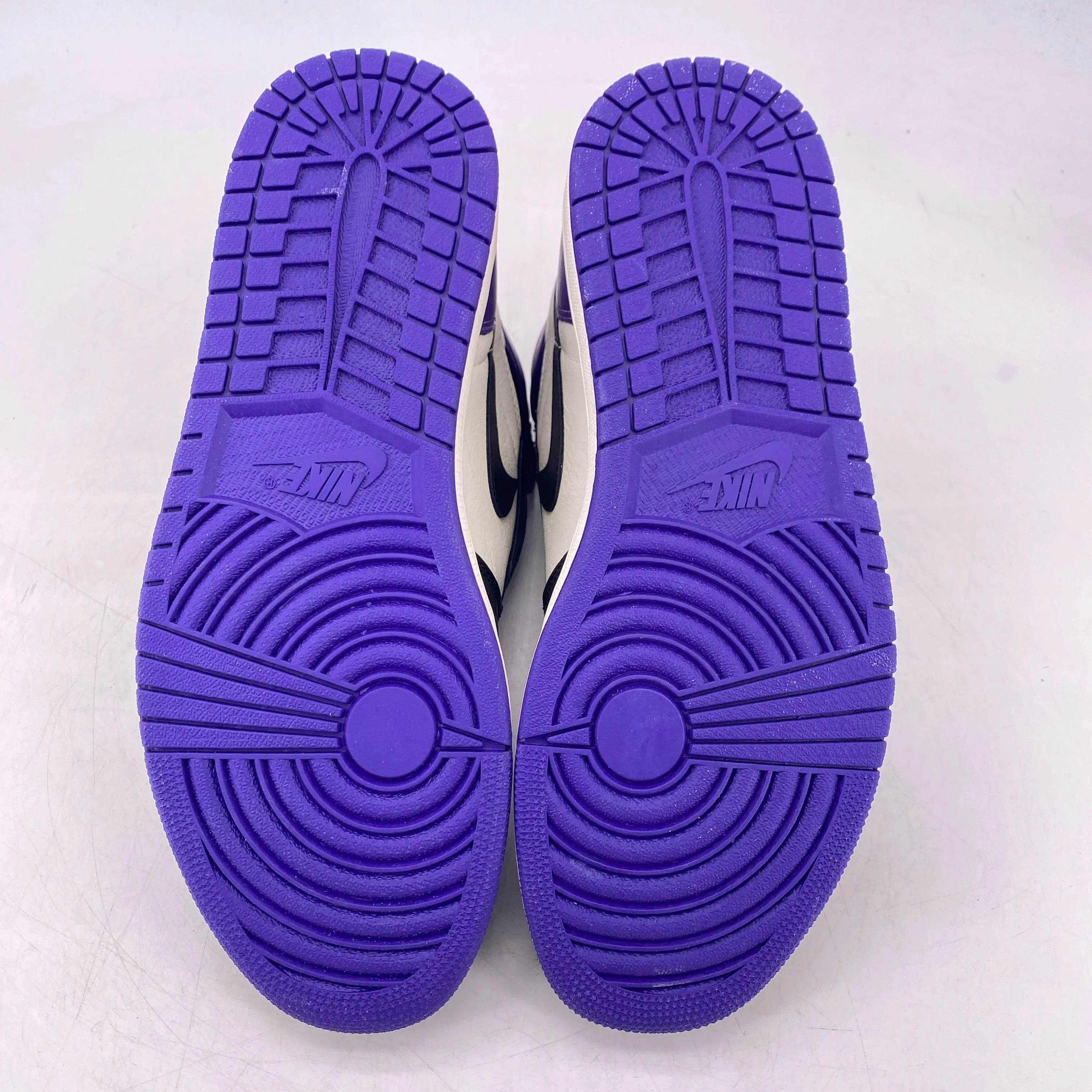 Air Jordan 1 Retro High OG "Court Purple" 2018 New Size 11