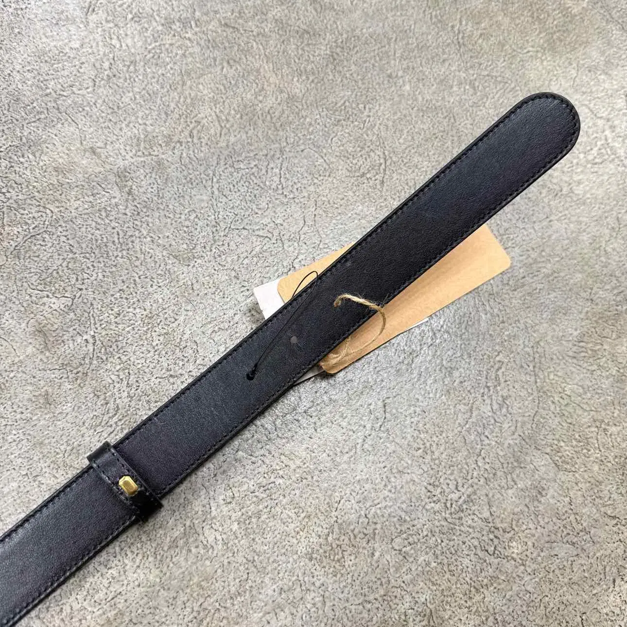Gucci (W) Belt "REVERSIBLE GG GOLD BUCKLE" New Brown Size 26