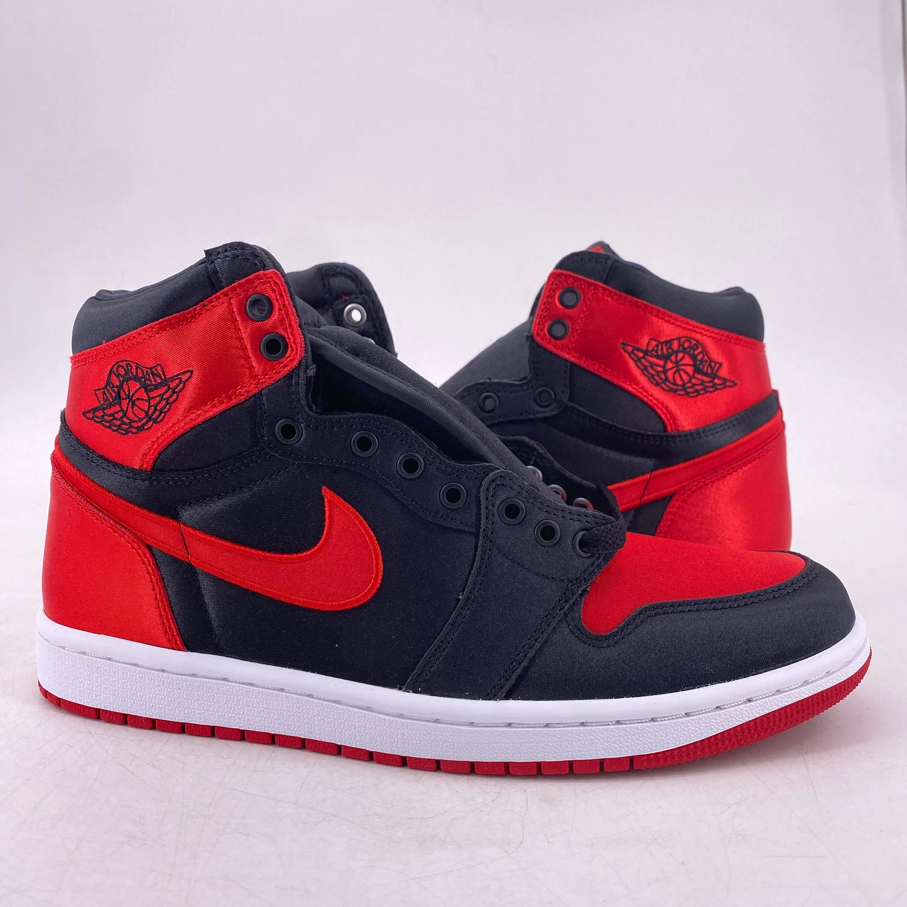 Air Jordan (W) 1 Retro High OG "Satin Bred" 2023 New Size 10W
