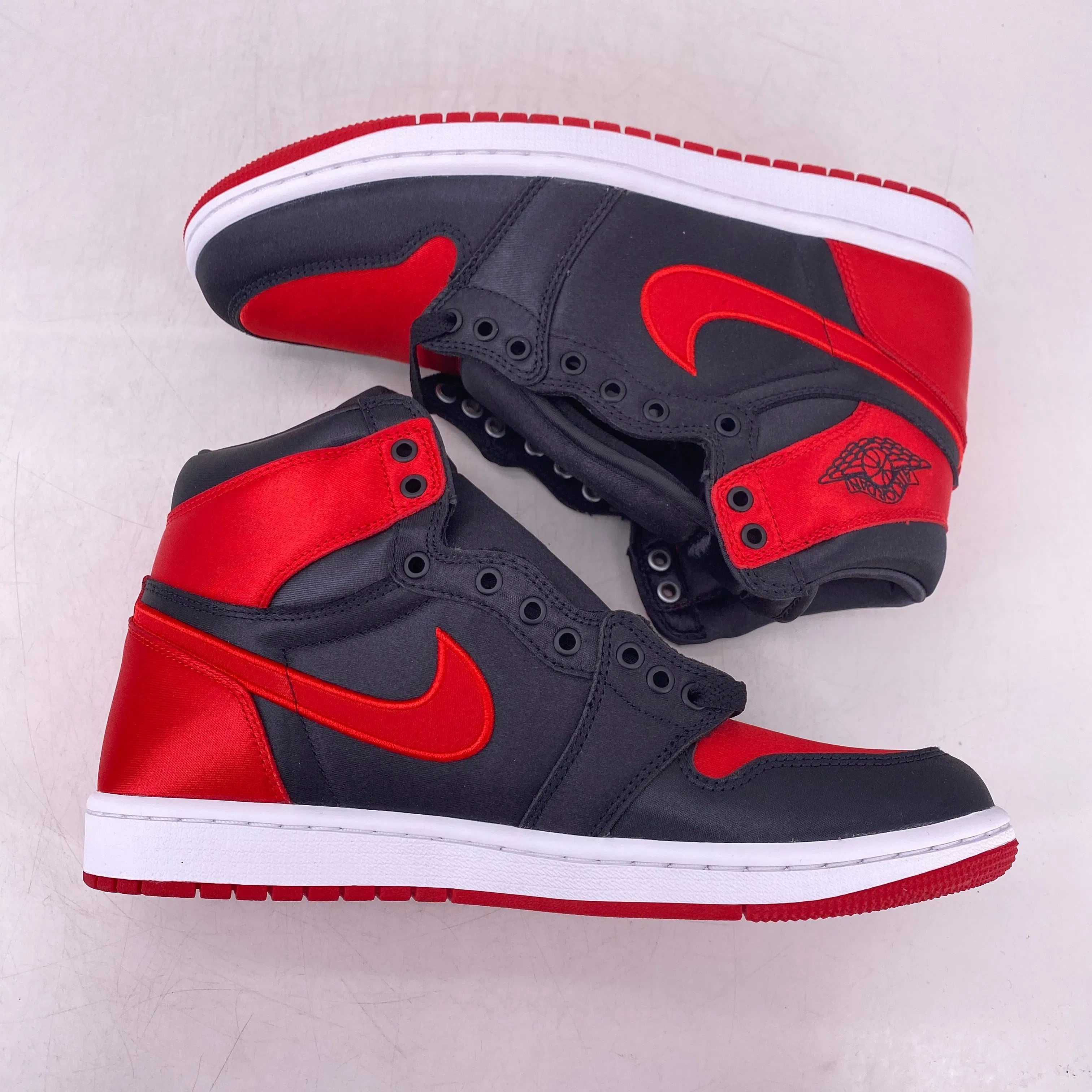 Air Jordan (W) 1 Retro High OG "Satin Bred" 2023 New Size 10W