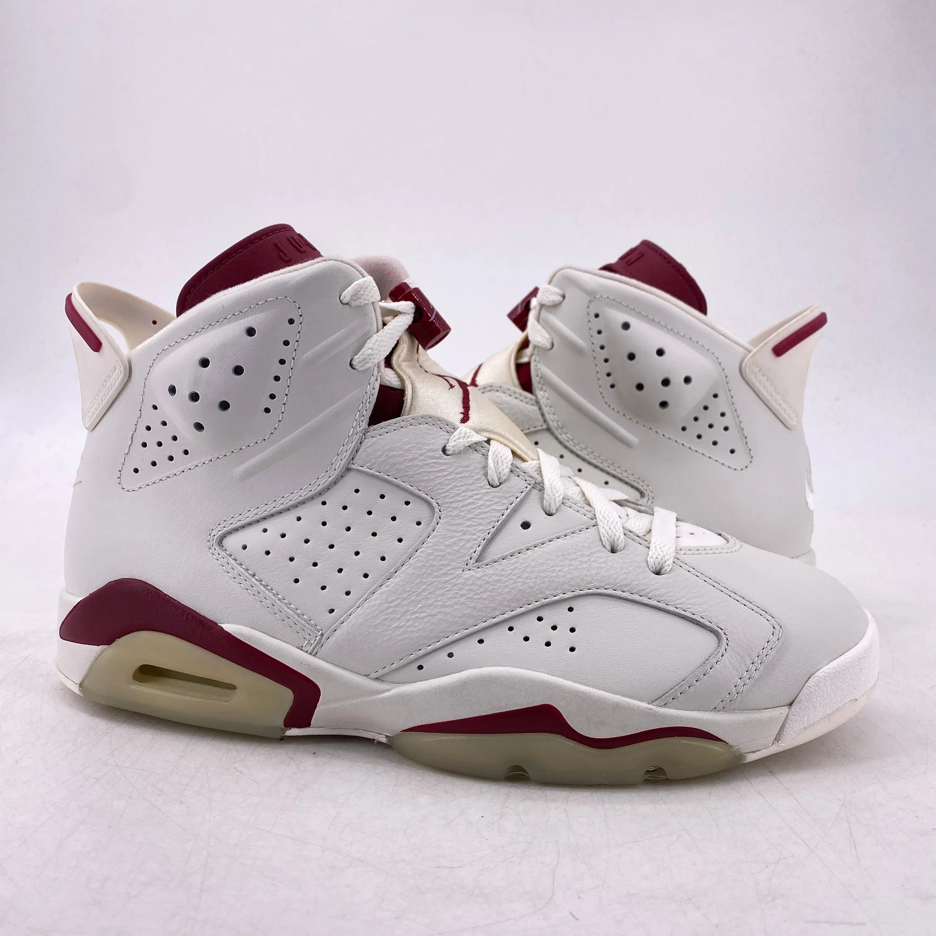 Air Jordan 6 Retro "Maroon" 2015 New Size 9.5