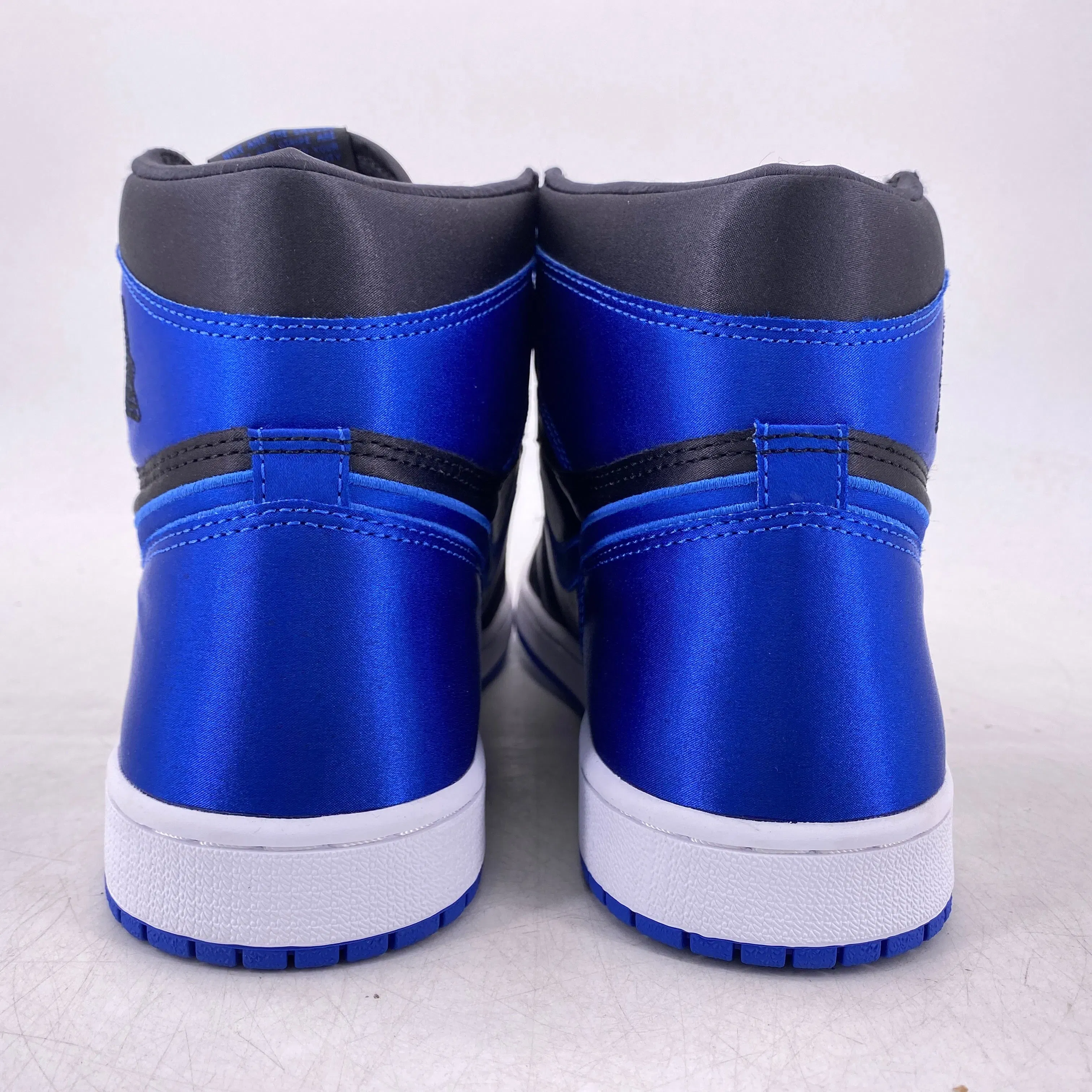 Air Jordan 1 Retro High OG "Satin Royal" 2017 New Size 11