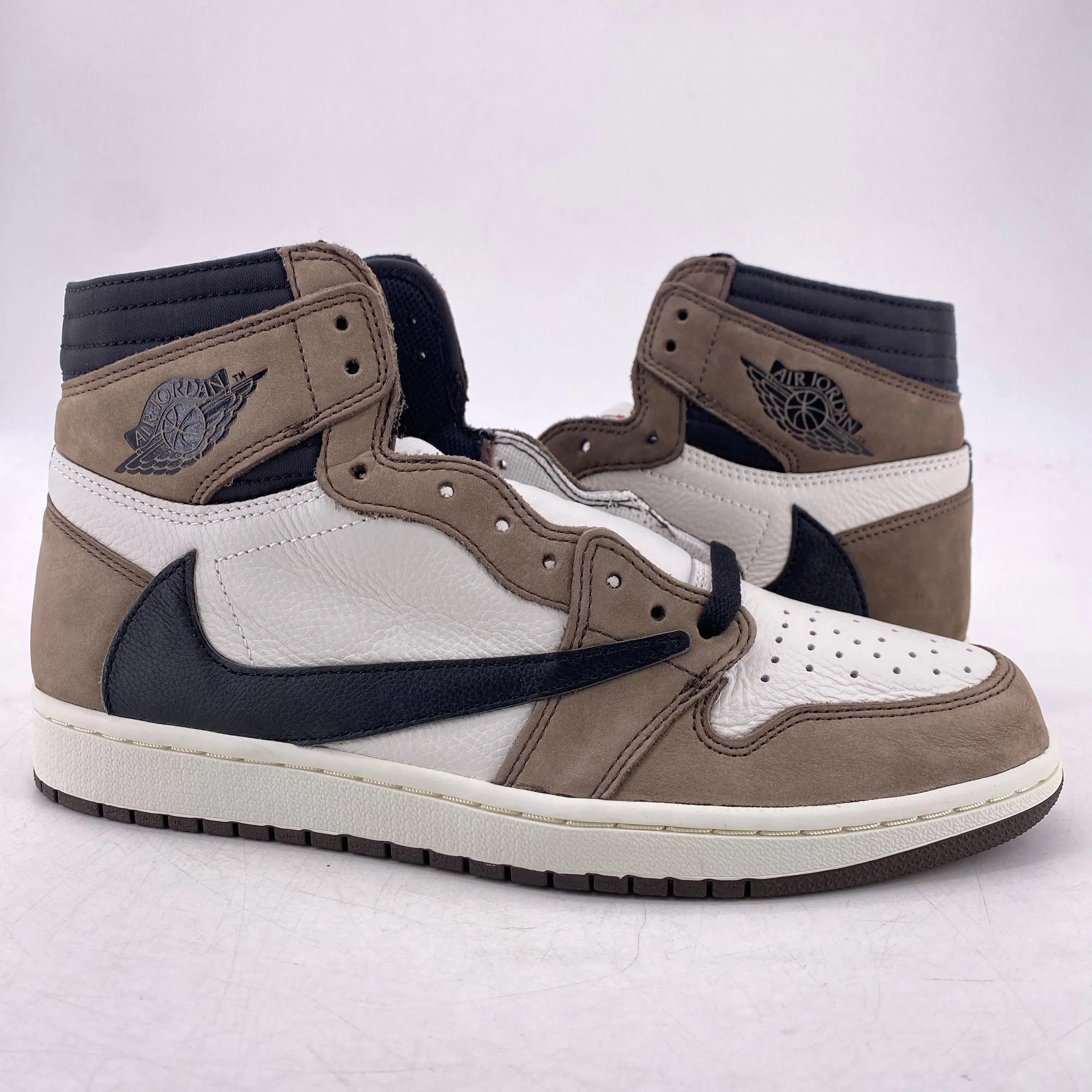 Air Jordan 1 Retro High OG "Travis Scott Mocha" 2019 New (Cond) Size 10