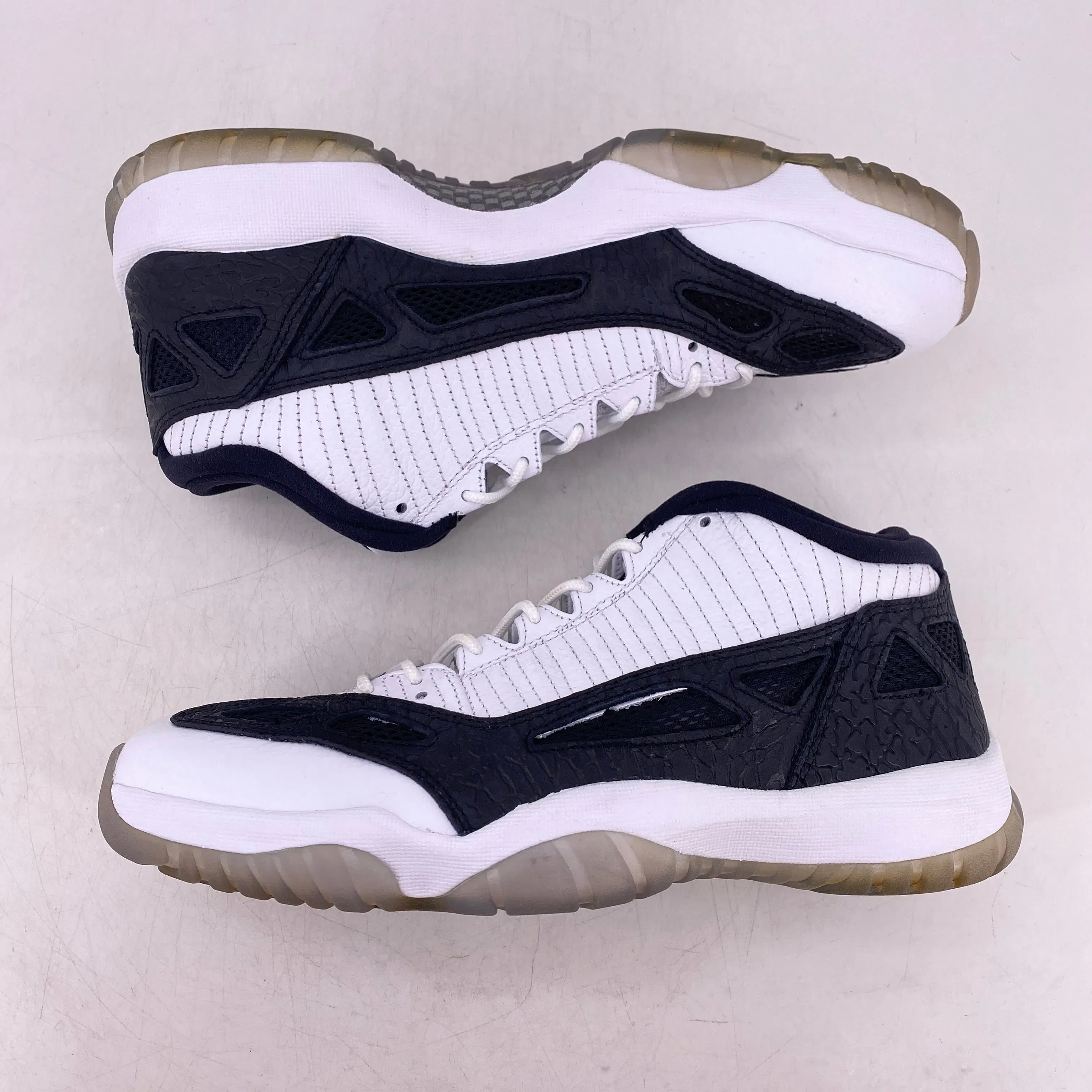 Air Jordan 11 Retro Low "White Black" 2011 New Size 10