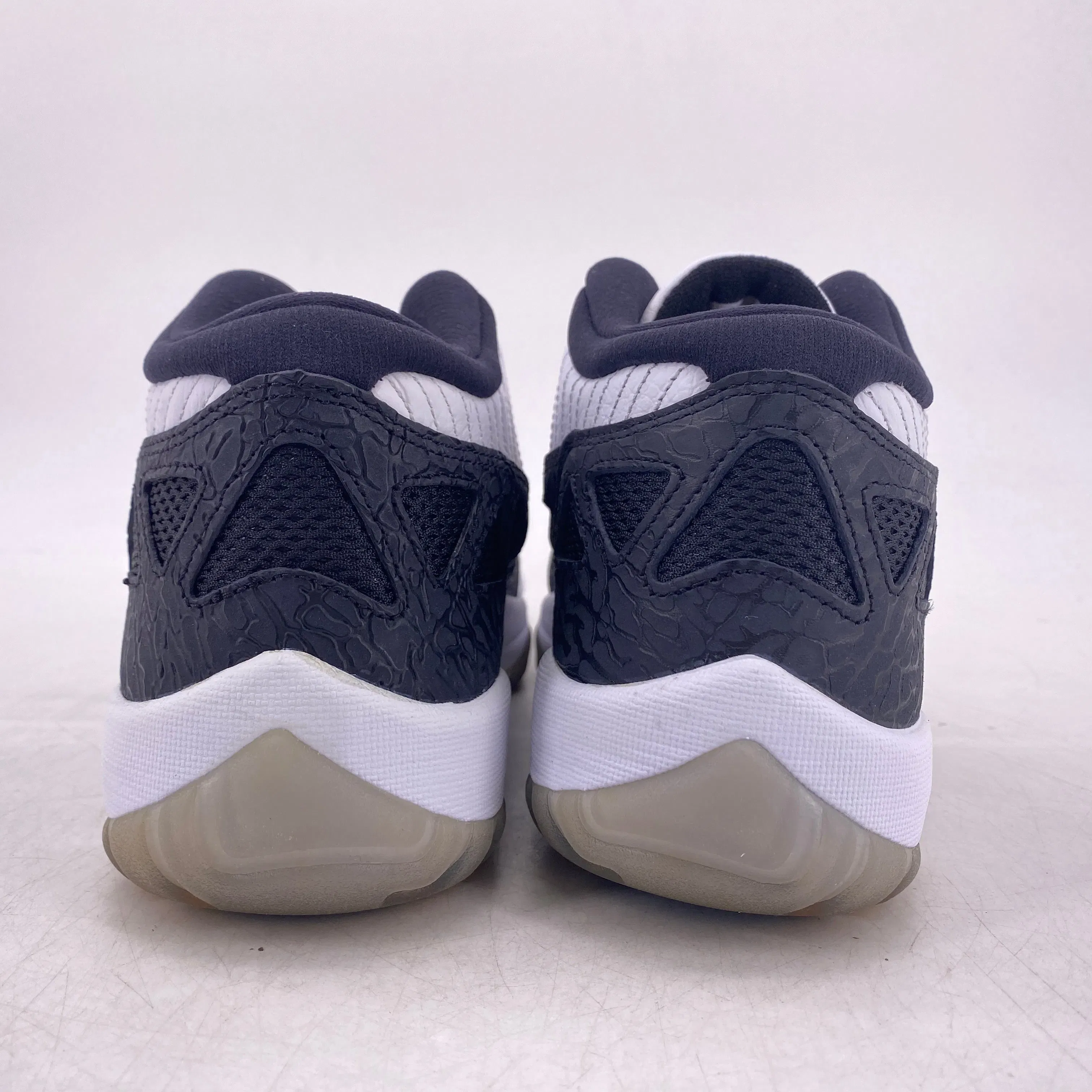Air Jordan 11 Retro Low "White Black" 2011 New Size 10
