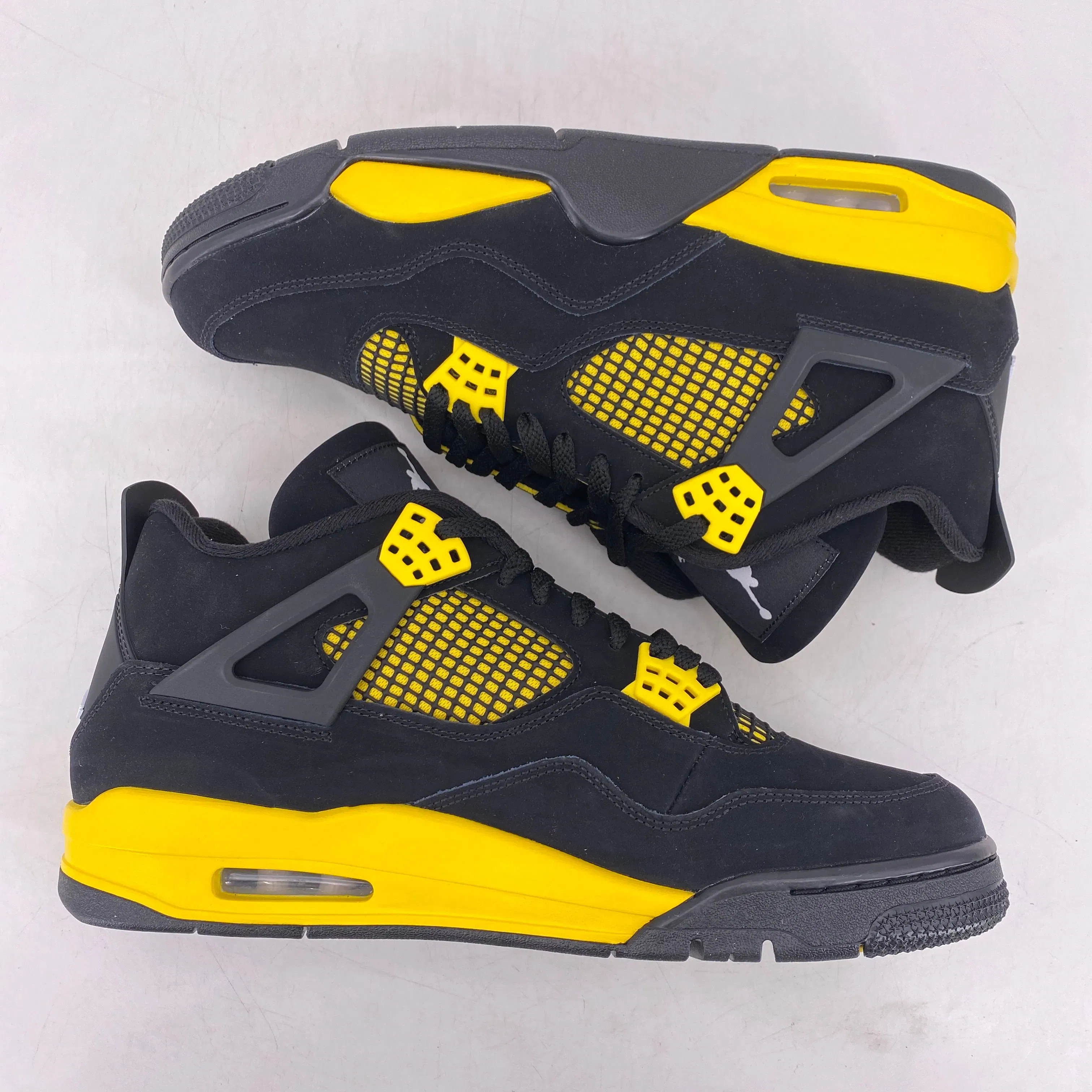 Air Jordan 4 Retro "Thunder" 2023 New Size 11.5