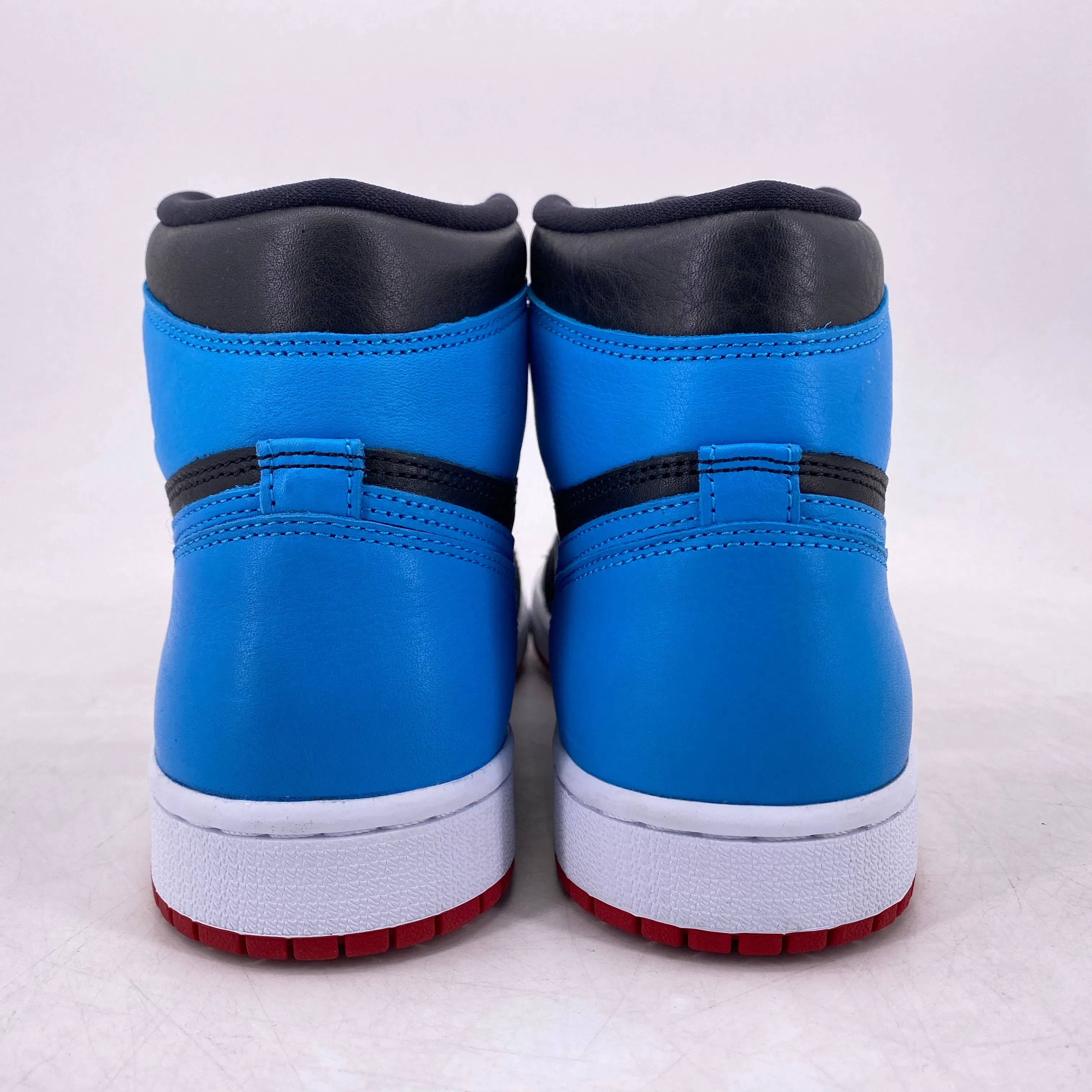 Air Jordan (W) 1 Retro High OG "Nc To Chi" 2020 New Size 8W