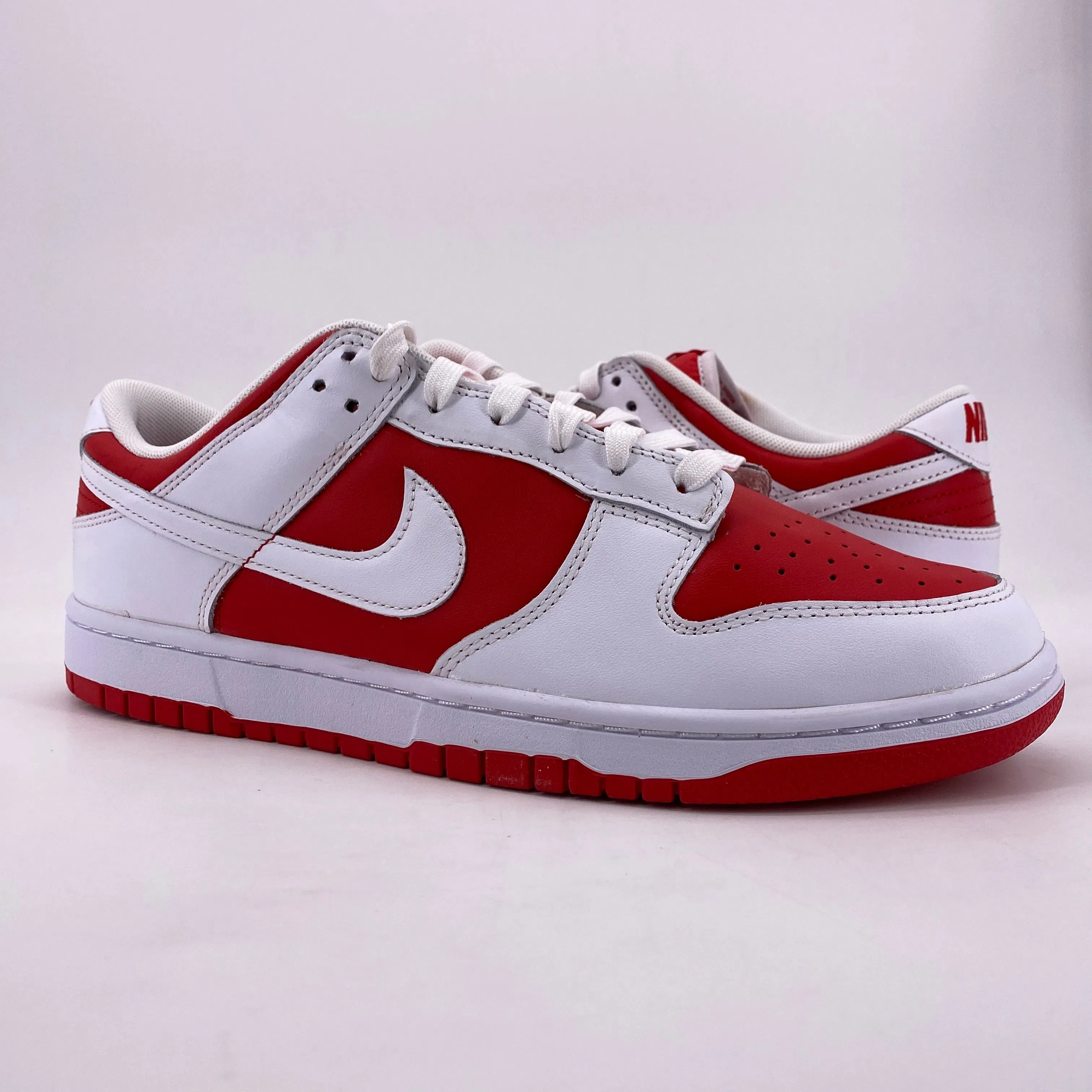 Nike Dunk Low Retro "Championship Red" 2021 New (Cond) Size 11