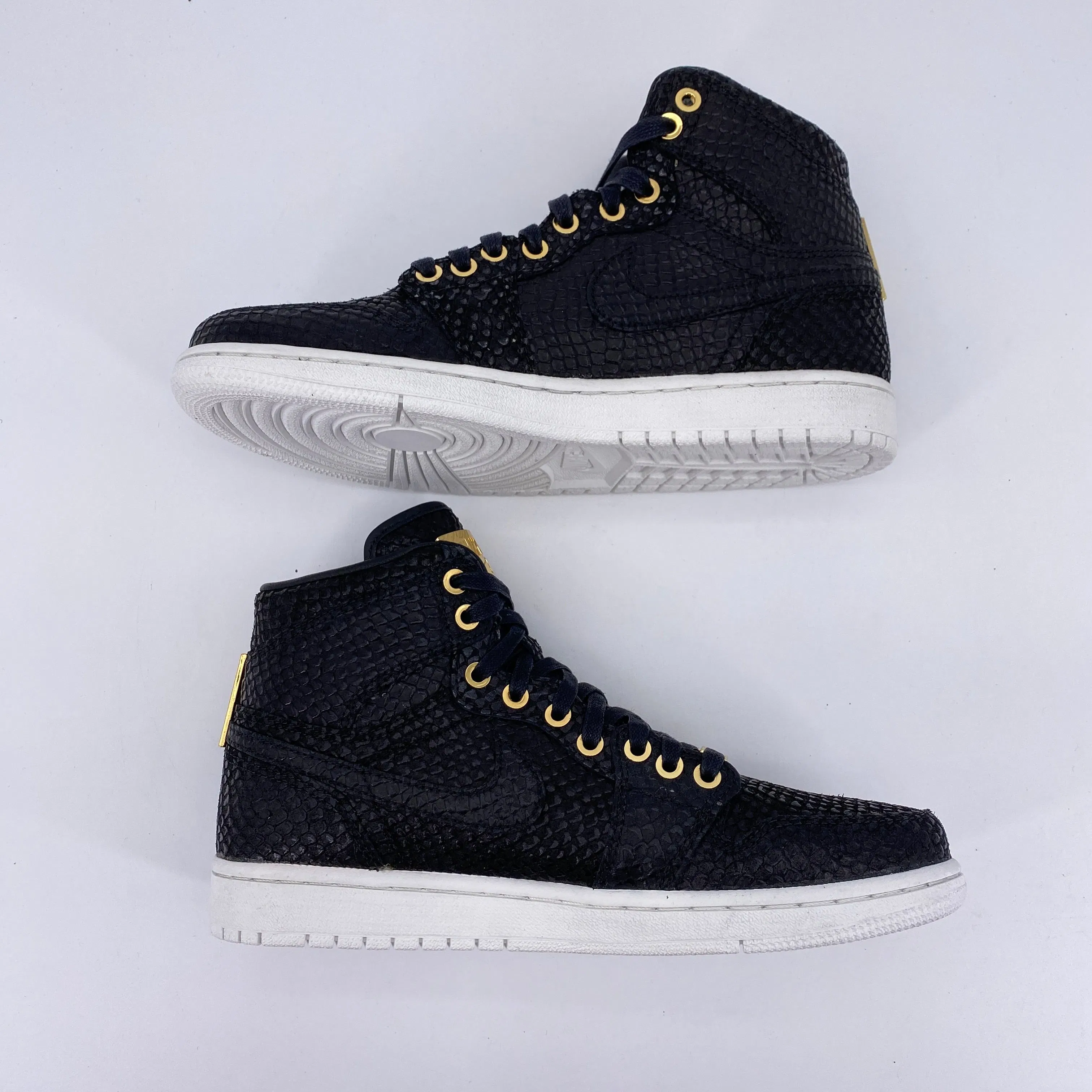 Air Jordan 1 Retro High OG "Pinnacle Black" 2015 New Size 8