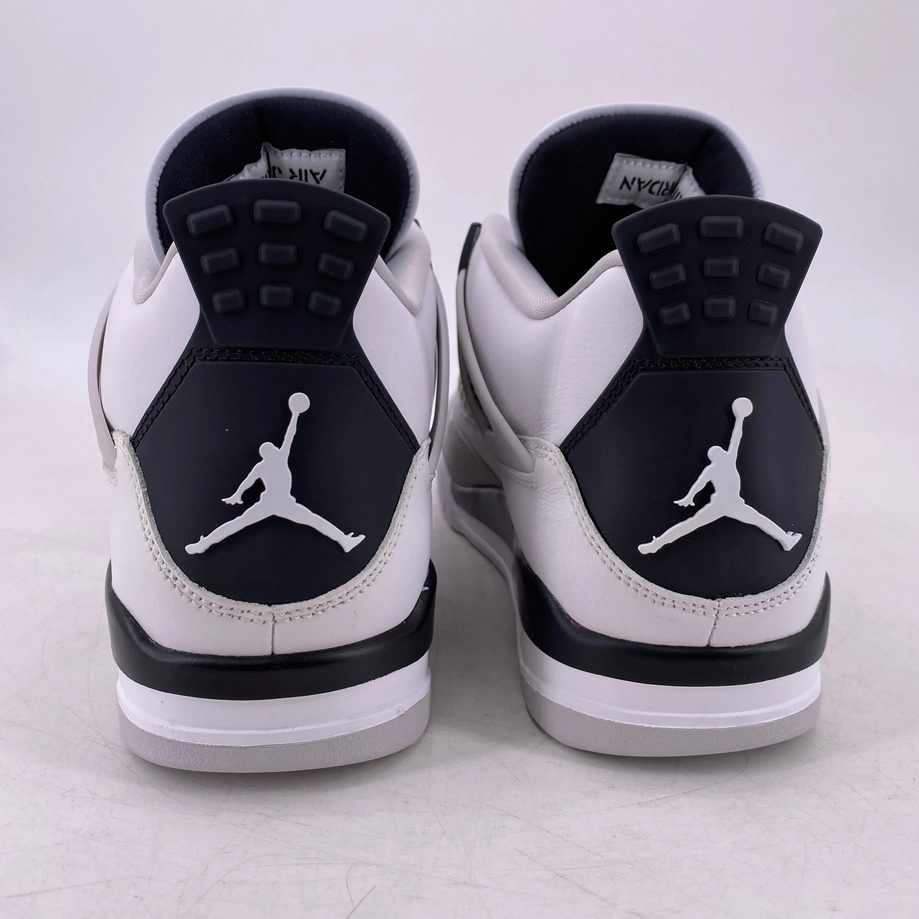 Air Jordan 4 Retro "Military Black" 2022 New (Cond) Size 10