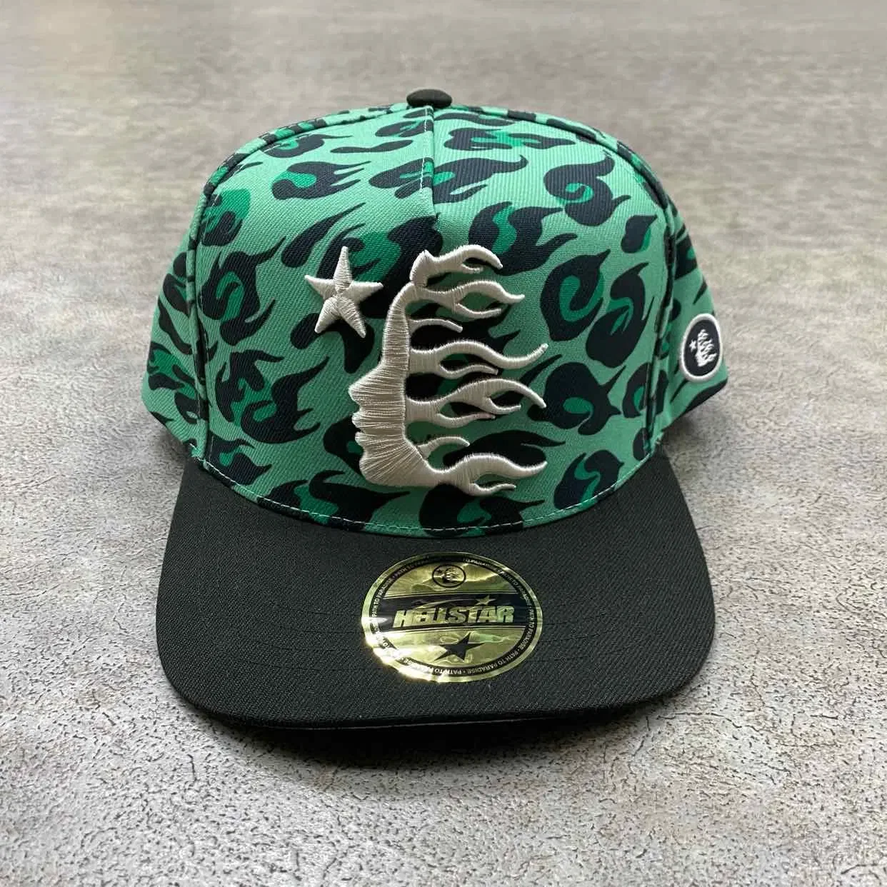 Hellstar Snapback "CHEETAH" New Green Size OS