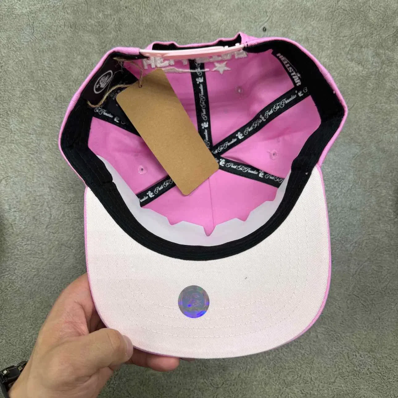 Hellstar Snapback "RHINESTONE" New Pink Size OS
