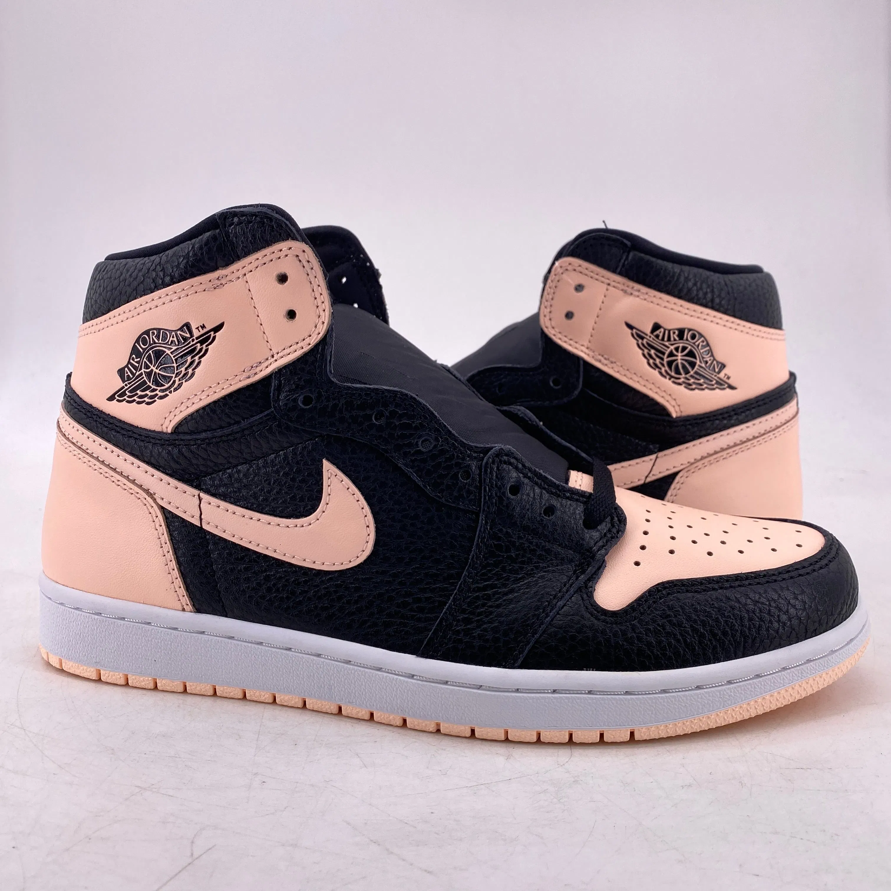 Air Jordan 1 Retro High OG "Crimson Tint" 2019 New Size 10.5