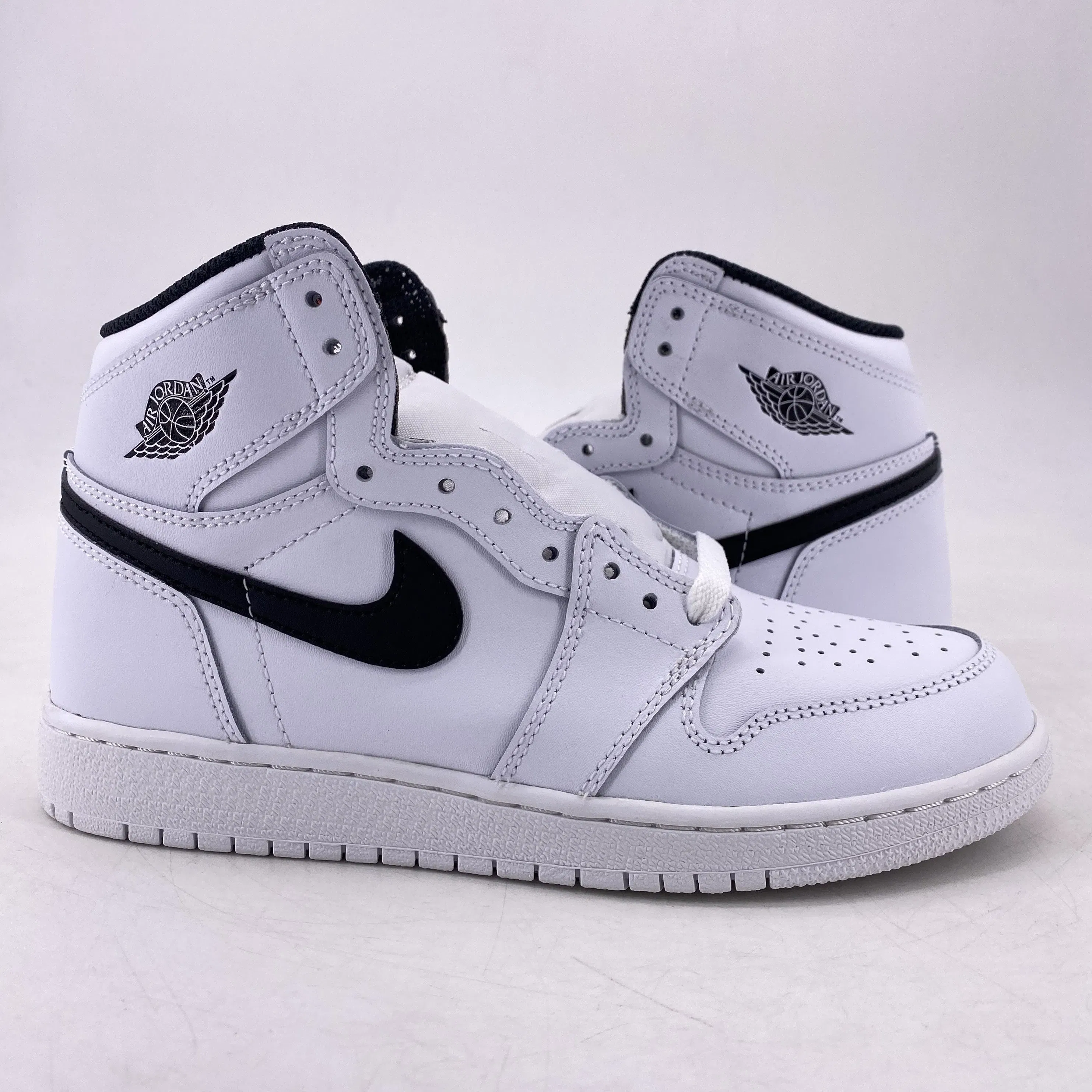 Air Jordan (GS) 1 Retro High OG "Ying Yang White" 2016 New Size 6Y
