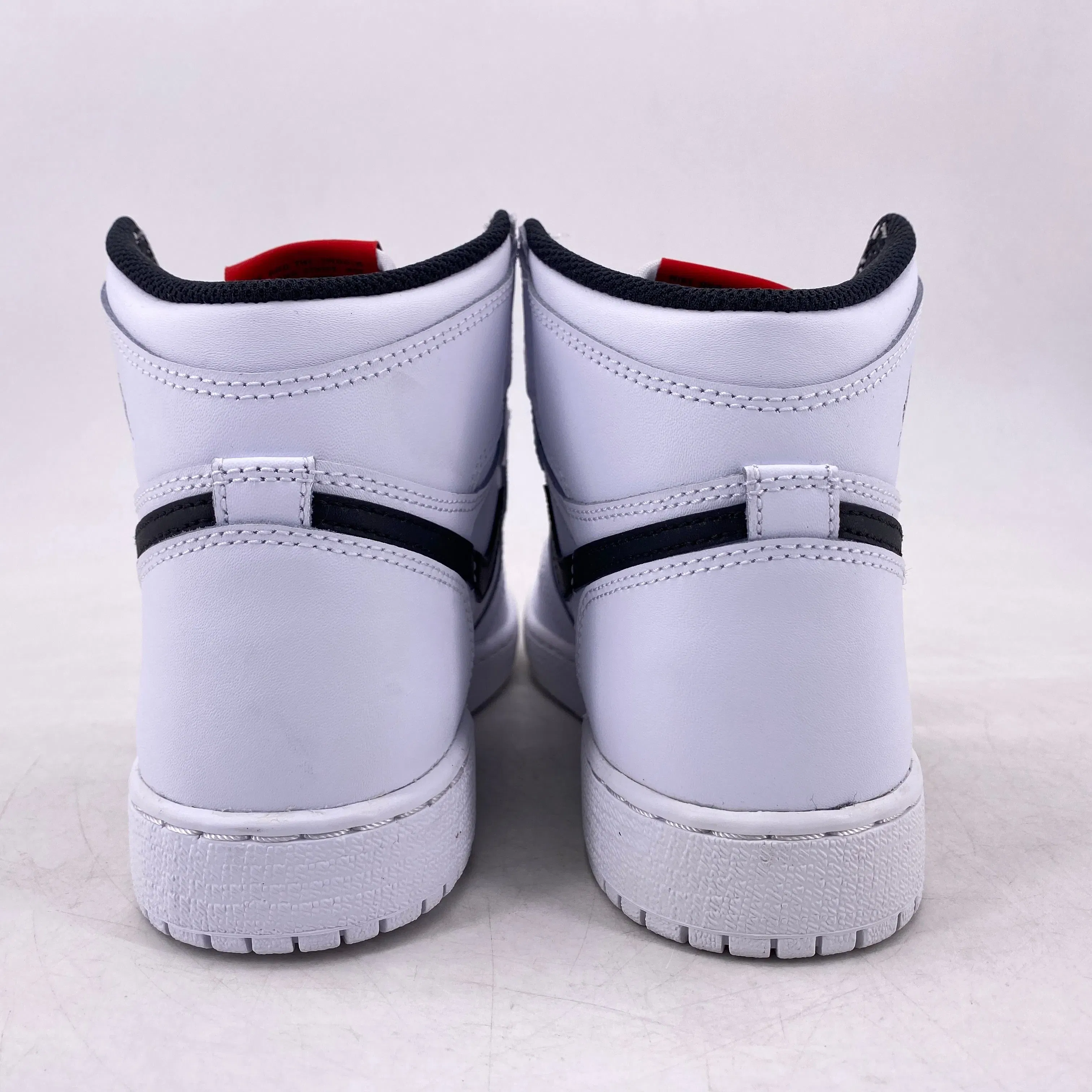 Air Jordan (GS) 1 Retro High OG "Ying Yang White" 2016 New Size 6Y