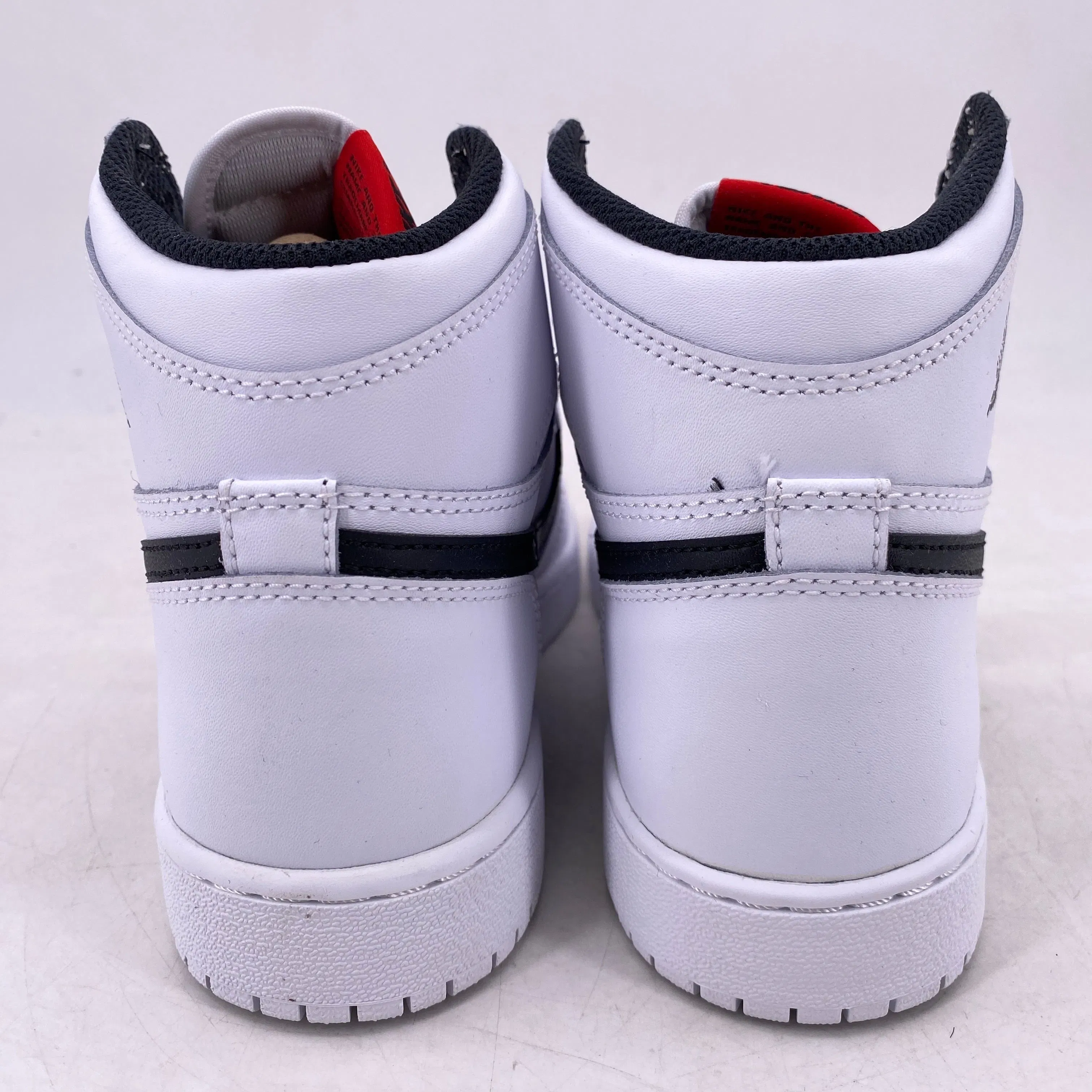 Air Jordan (GS) 1 Retro High OG "Ying Yang White" 2016 New Size 4Y