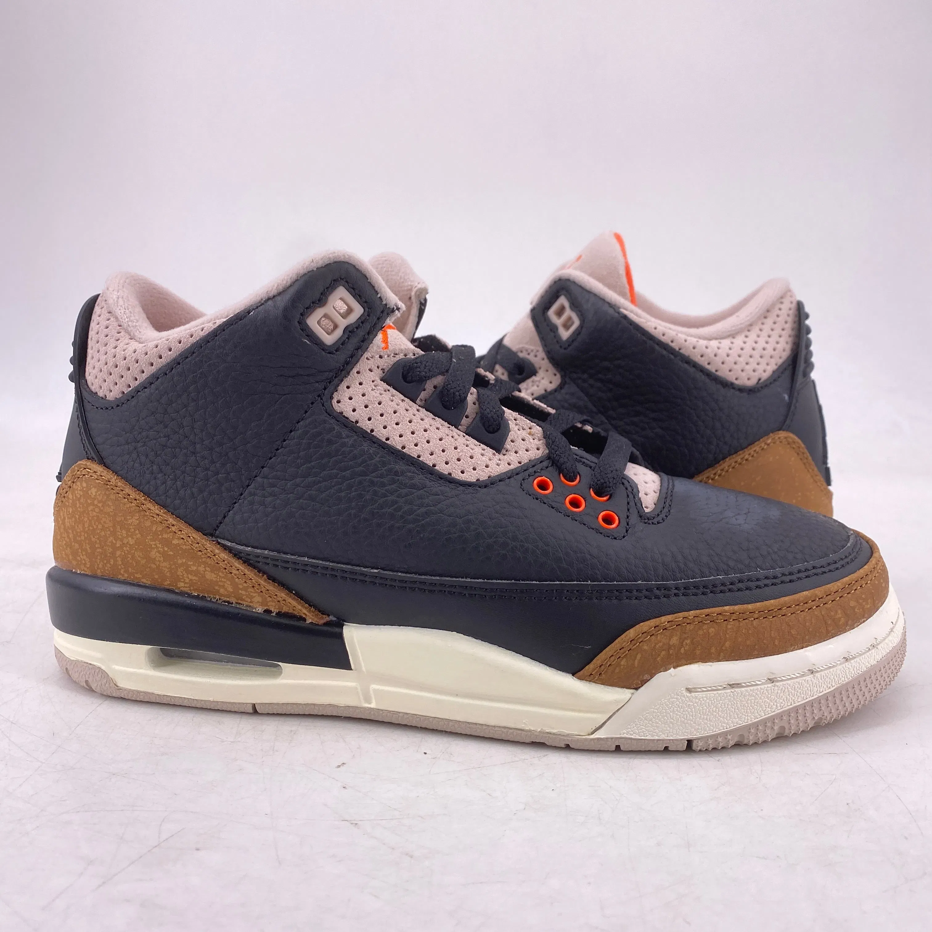 Air Jordan (GS) 3 Retro "Desert Elephant" 2022 New (Cond) Size 6.5Y