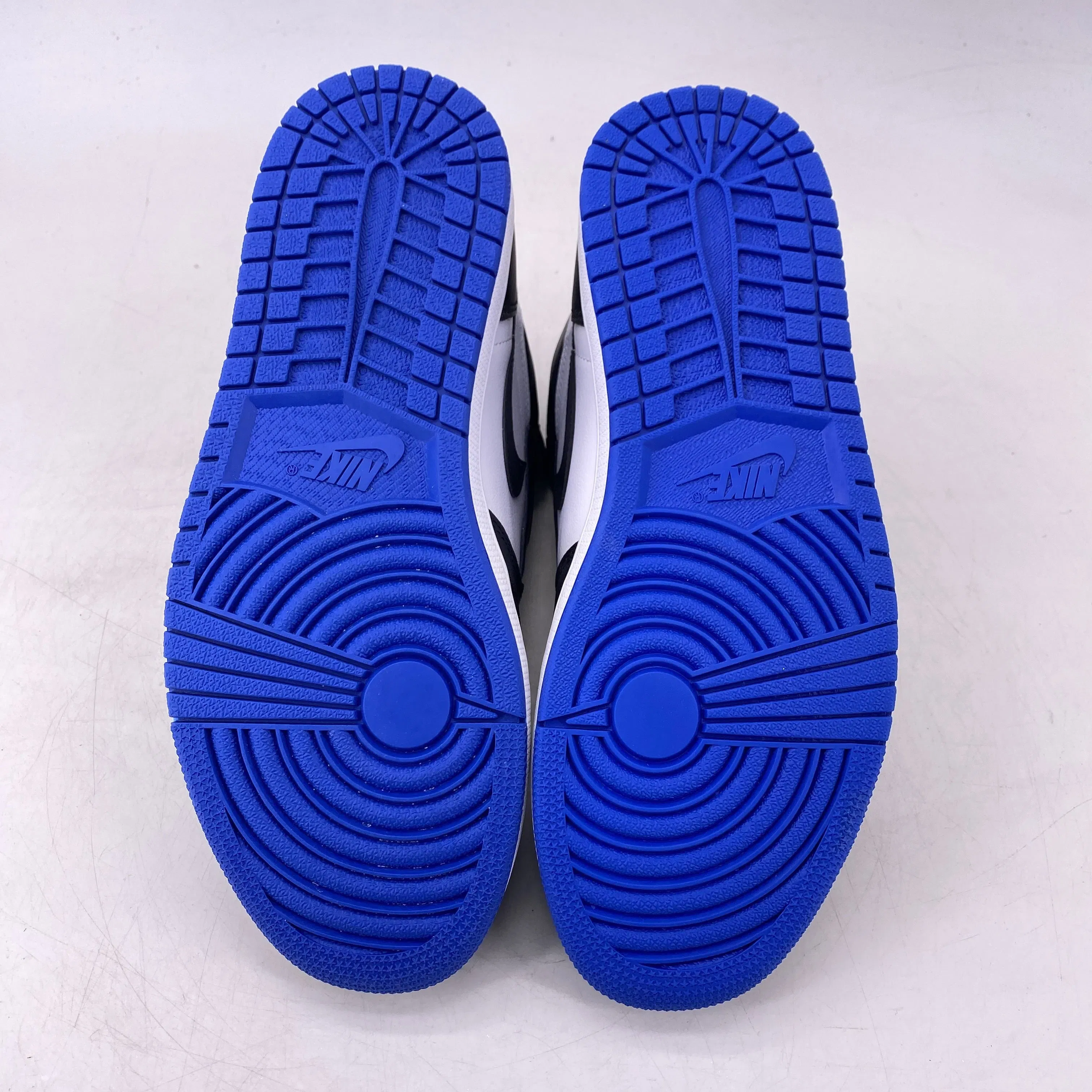 Air Jordan 1 Retro High OG "Royal Toe" 2020 New (Cond) Size 10