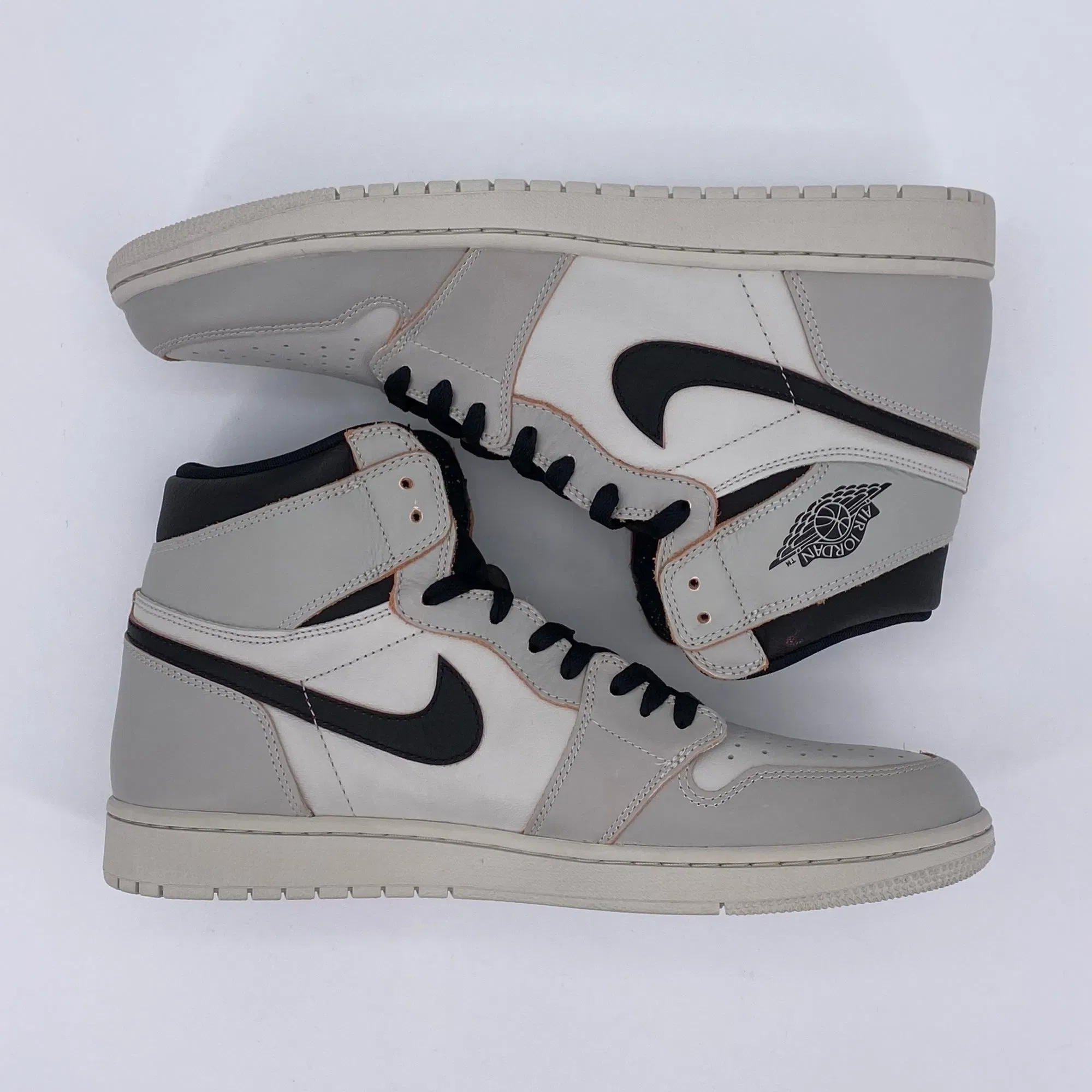 Air Jordan 1 Retro High OG "Nyc To Paris" 2019 New Size 13