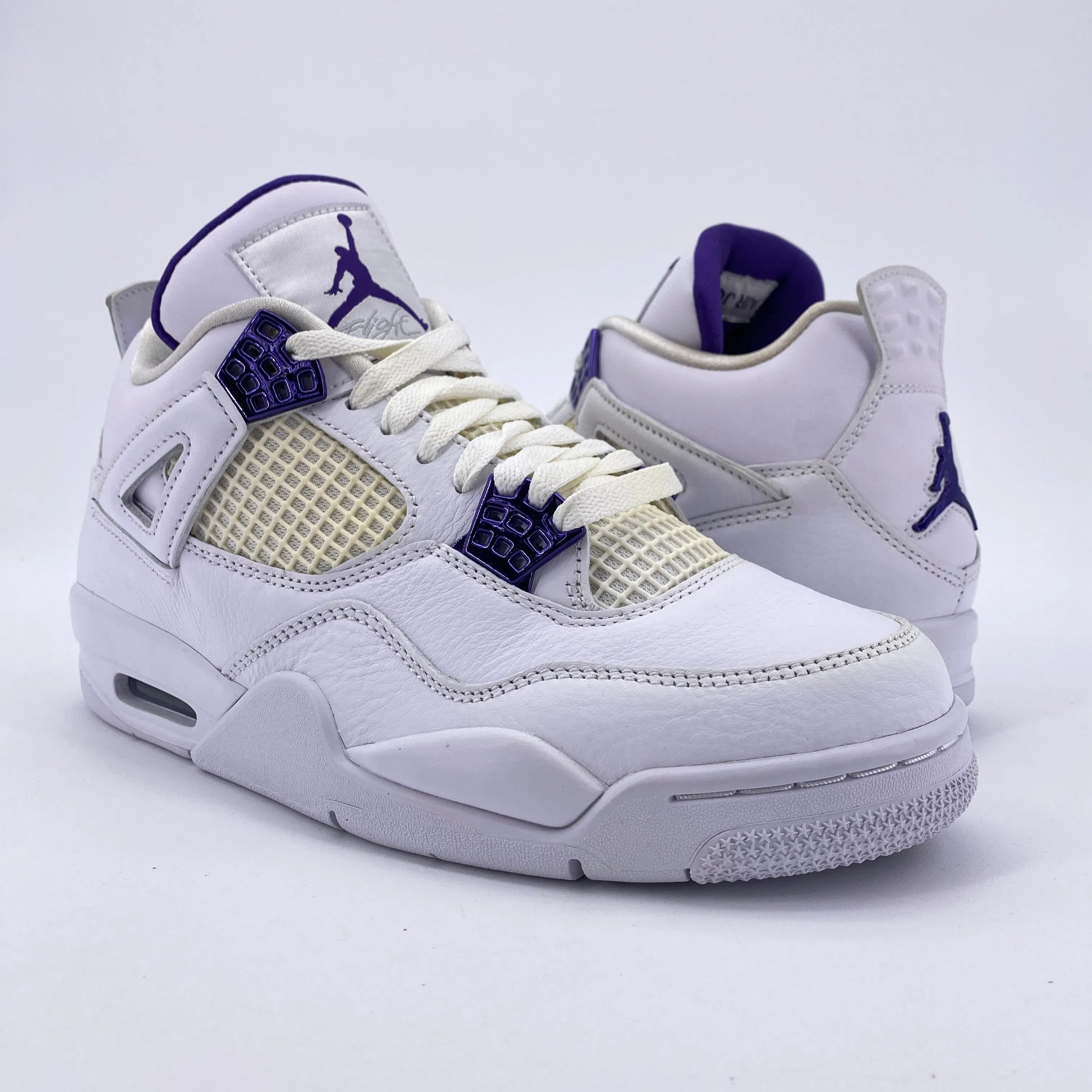 Air Jordan 4 Retro "Metallic Purple" 2020 New (Cond) Size 8.5