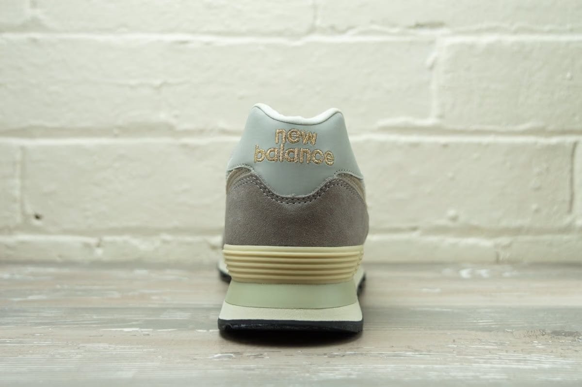 New Balance 574 ML574GYE Friends & Family