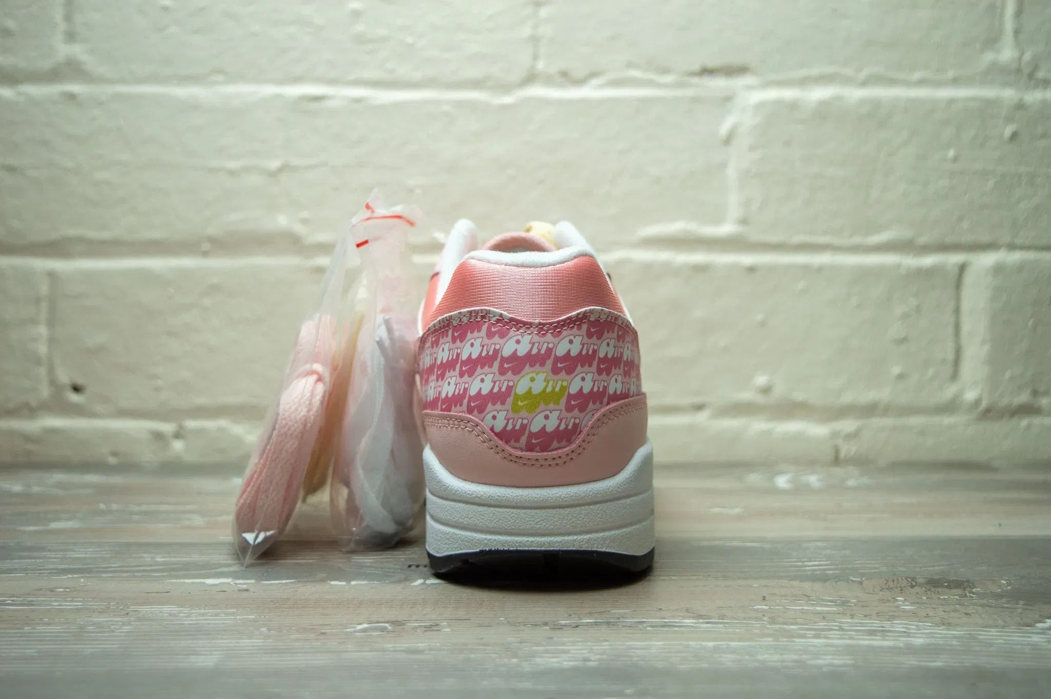 Nike Air Max 1 Premium Strawberry Lemonade CJ0609 600