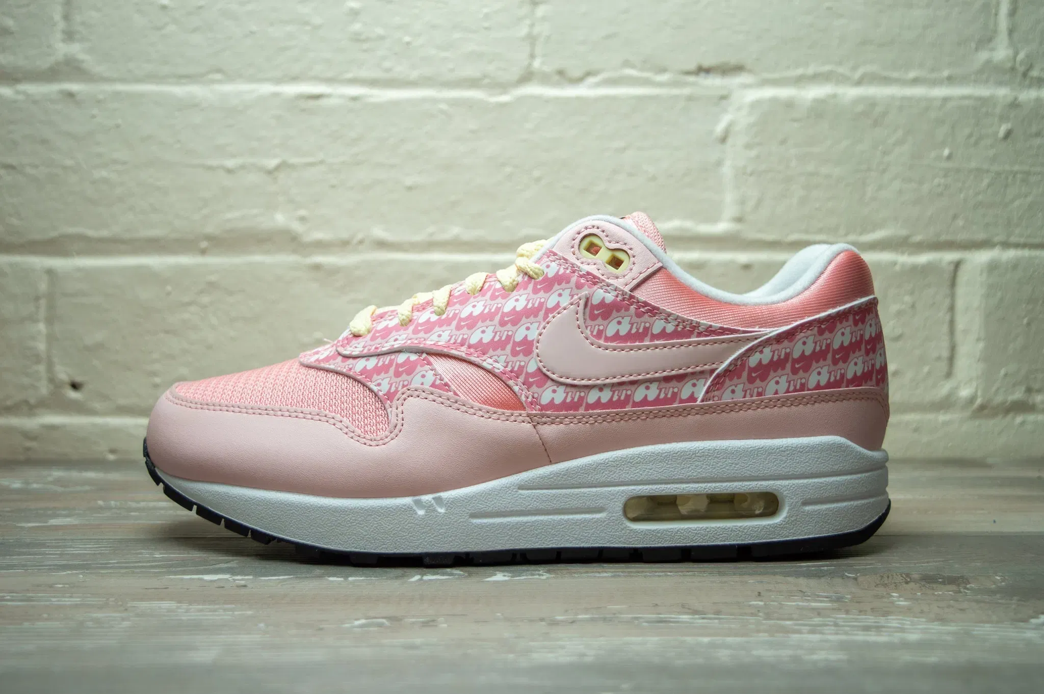 Nike Air Max 1 Premium Strawberry Lemonade CJ0609 600