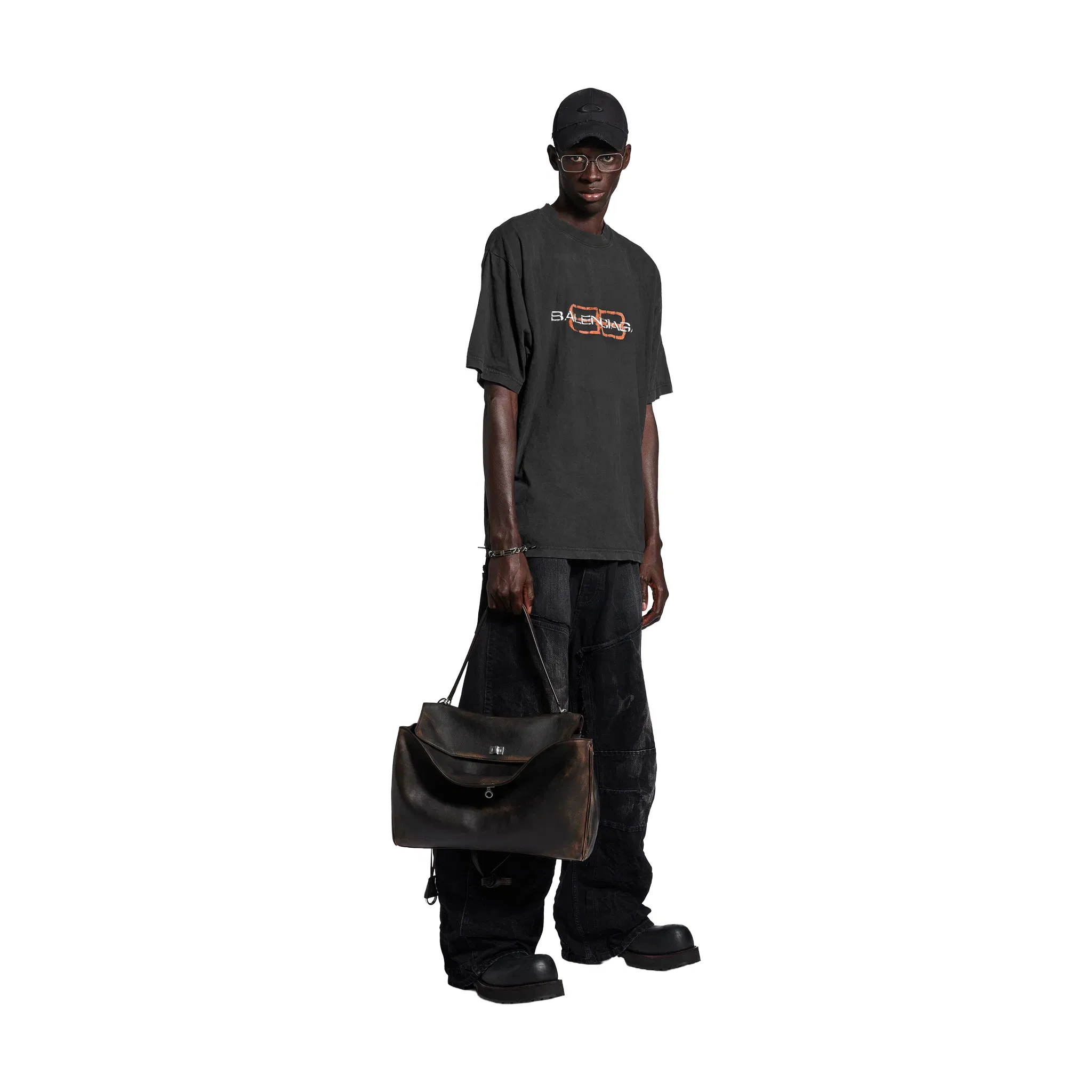 BALENCIAGA BB Icon Stencil Medium Fit Tee Faded Washed Black (FW24)