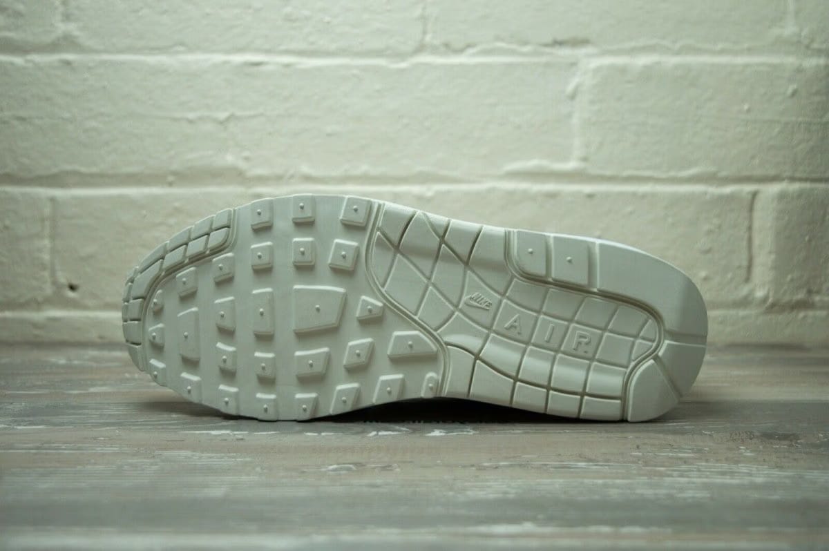 Nike Air Max 1 Yours Summit White W DC9204 100