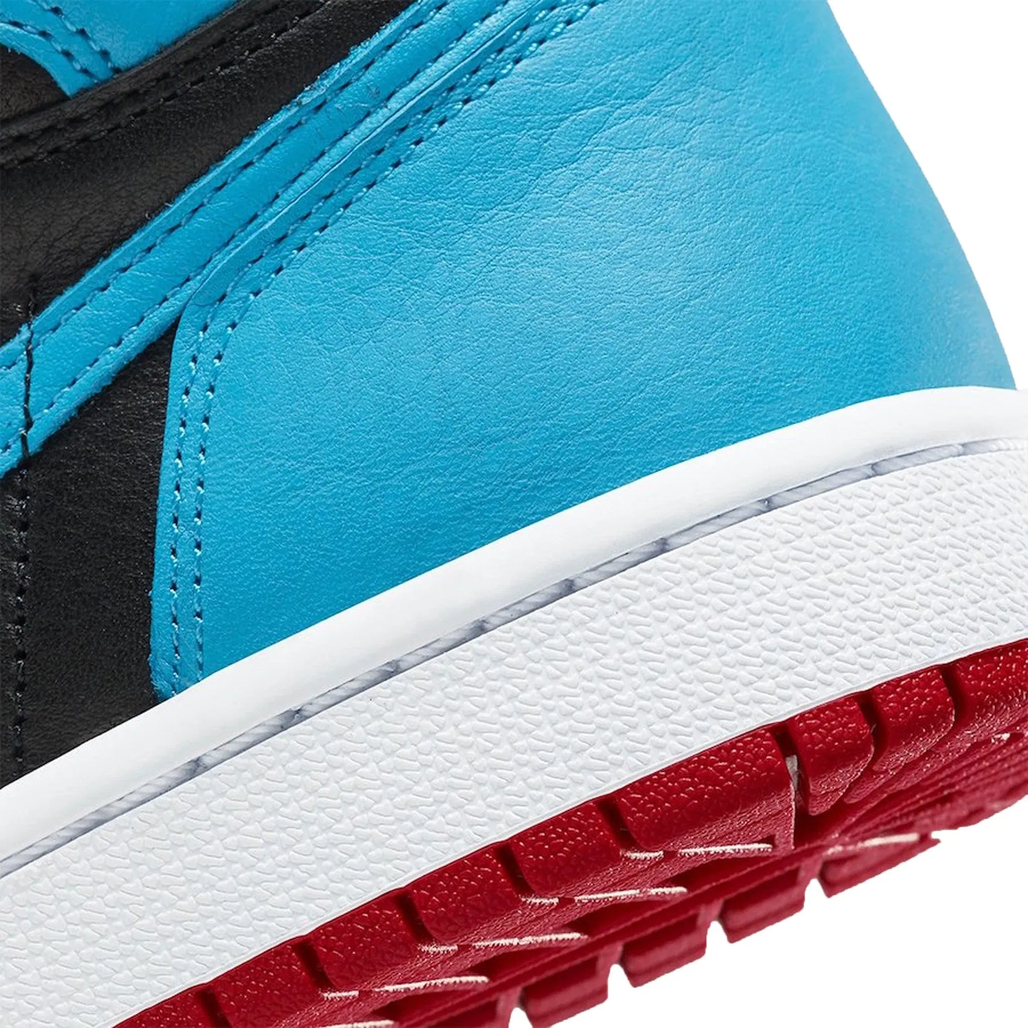Air Jordan Jordan 1 Retro High NC to Chi Leather (W)