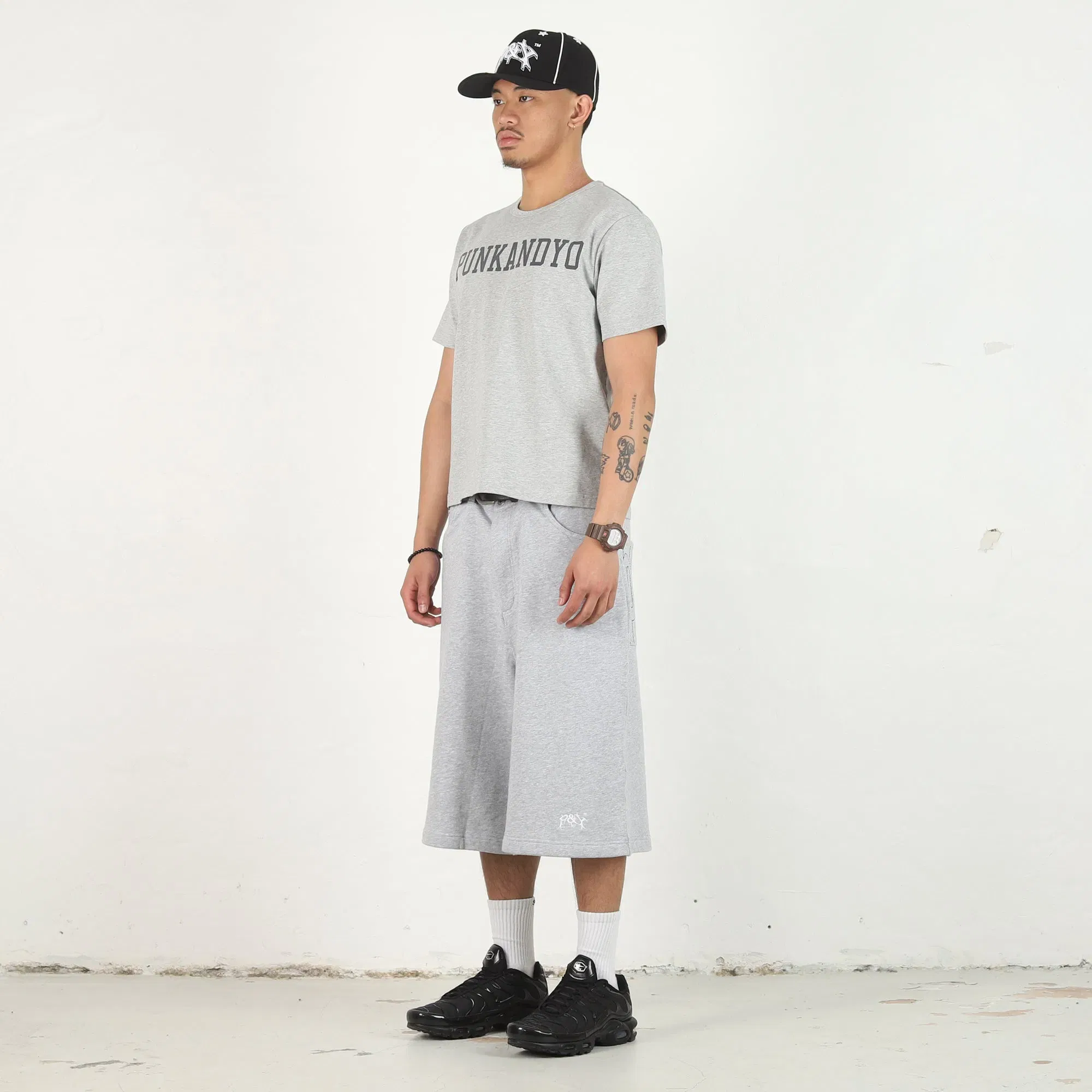 Punkandyo College Heavyweight T-Shirt - Heather Grey