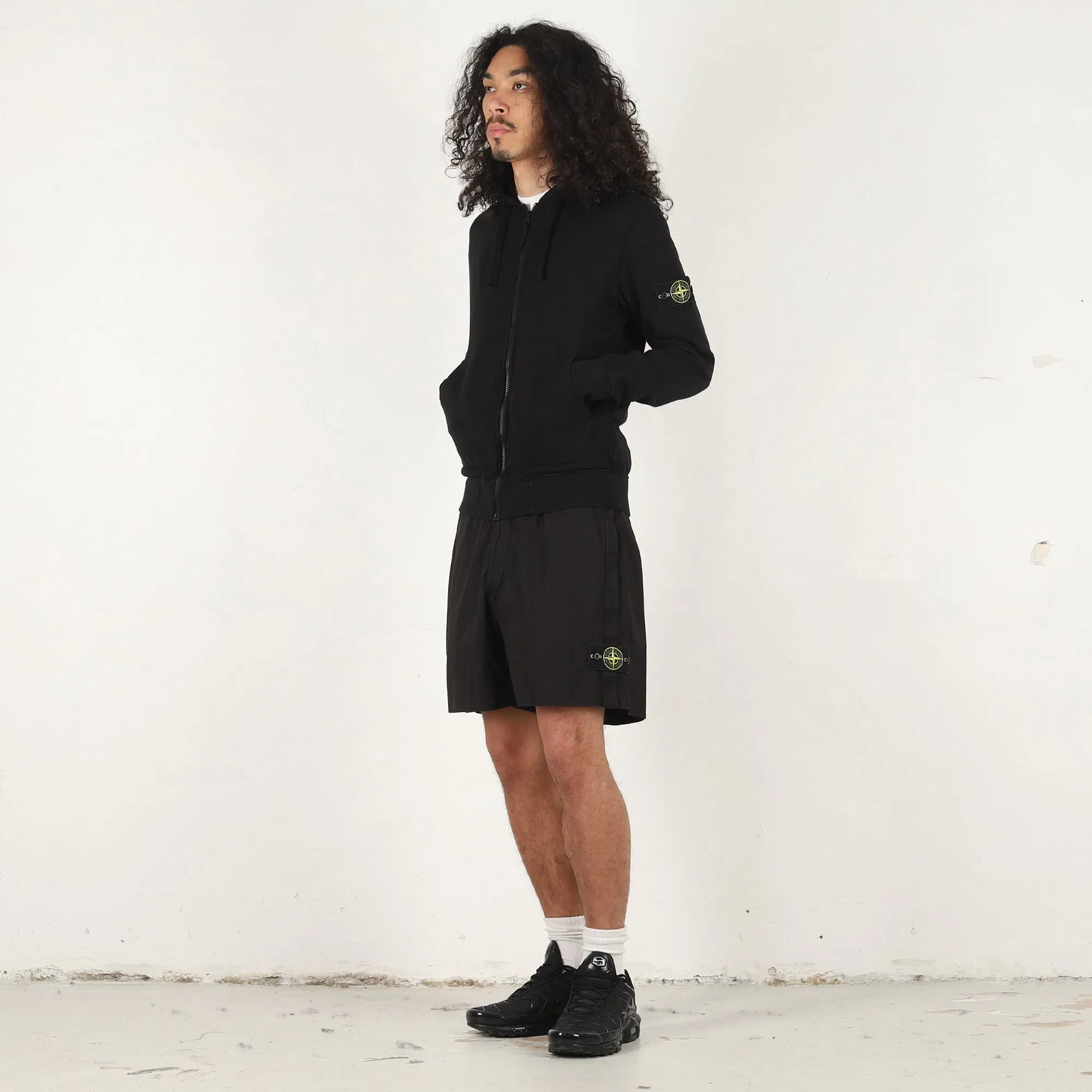Stone Island L100001 Shorts - Black