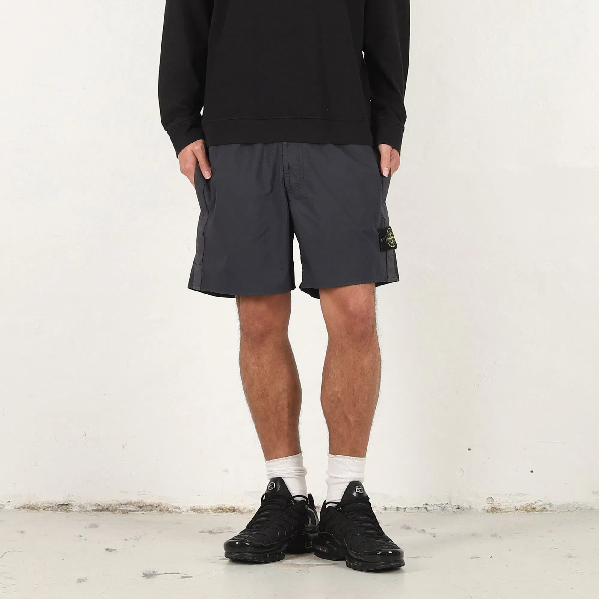 Stone Island L100001 Shorts - Navy