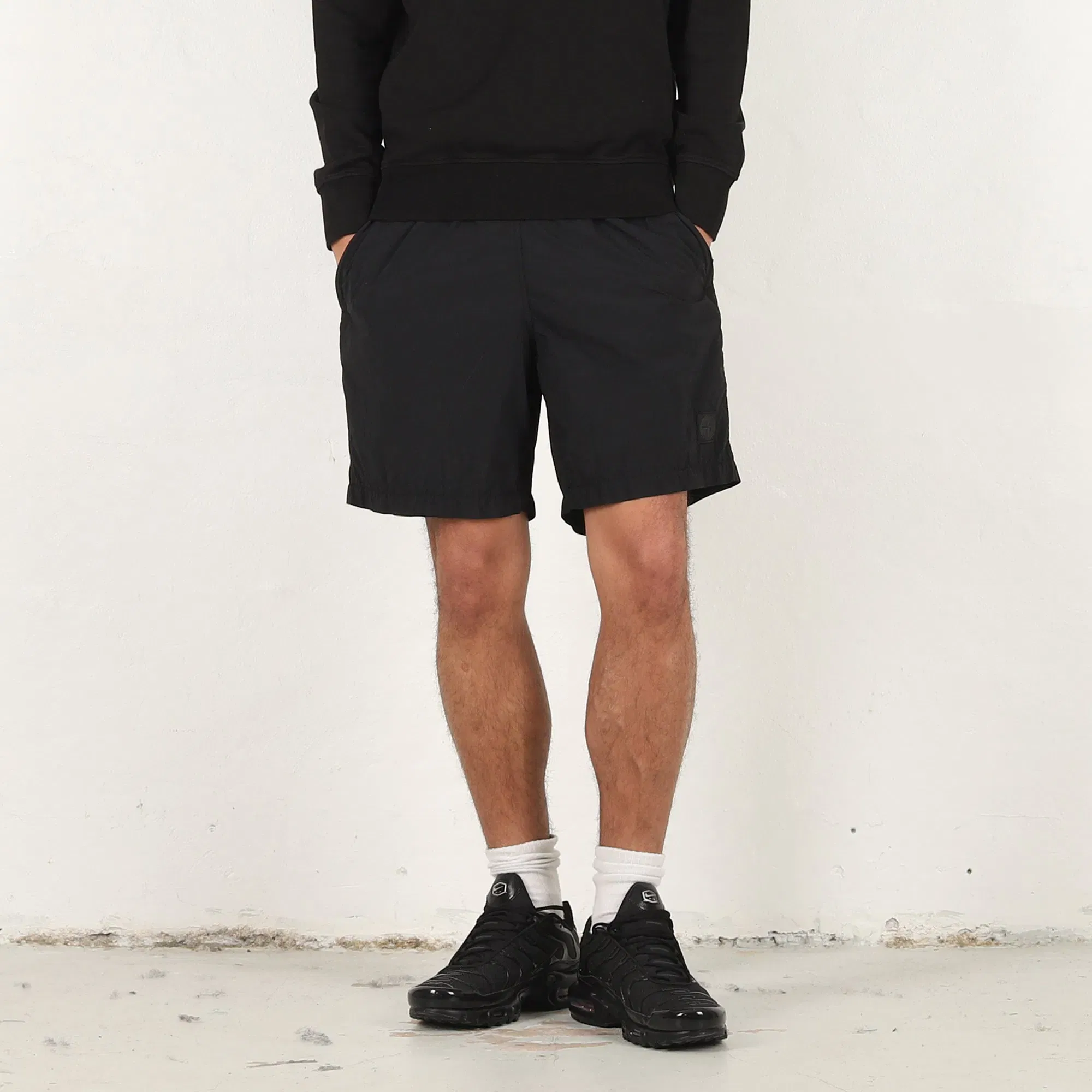 Stone Island B100002 Shorts - Black